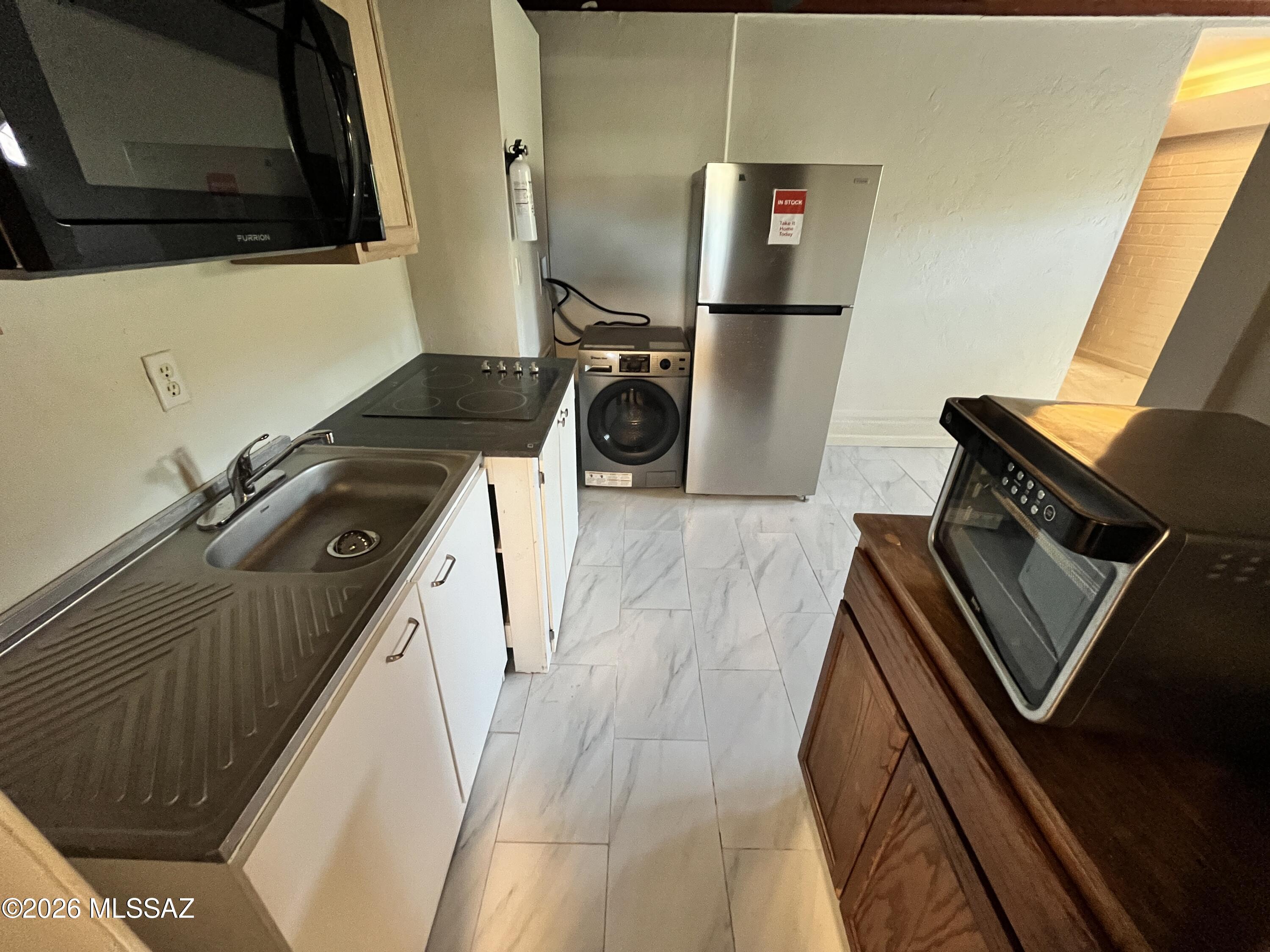 Catalina - Residential Lease