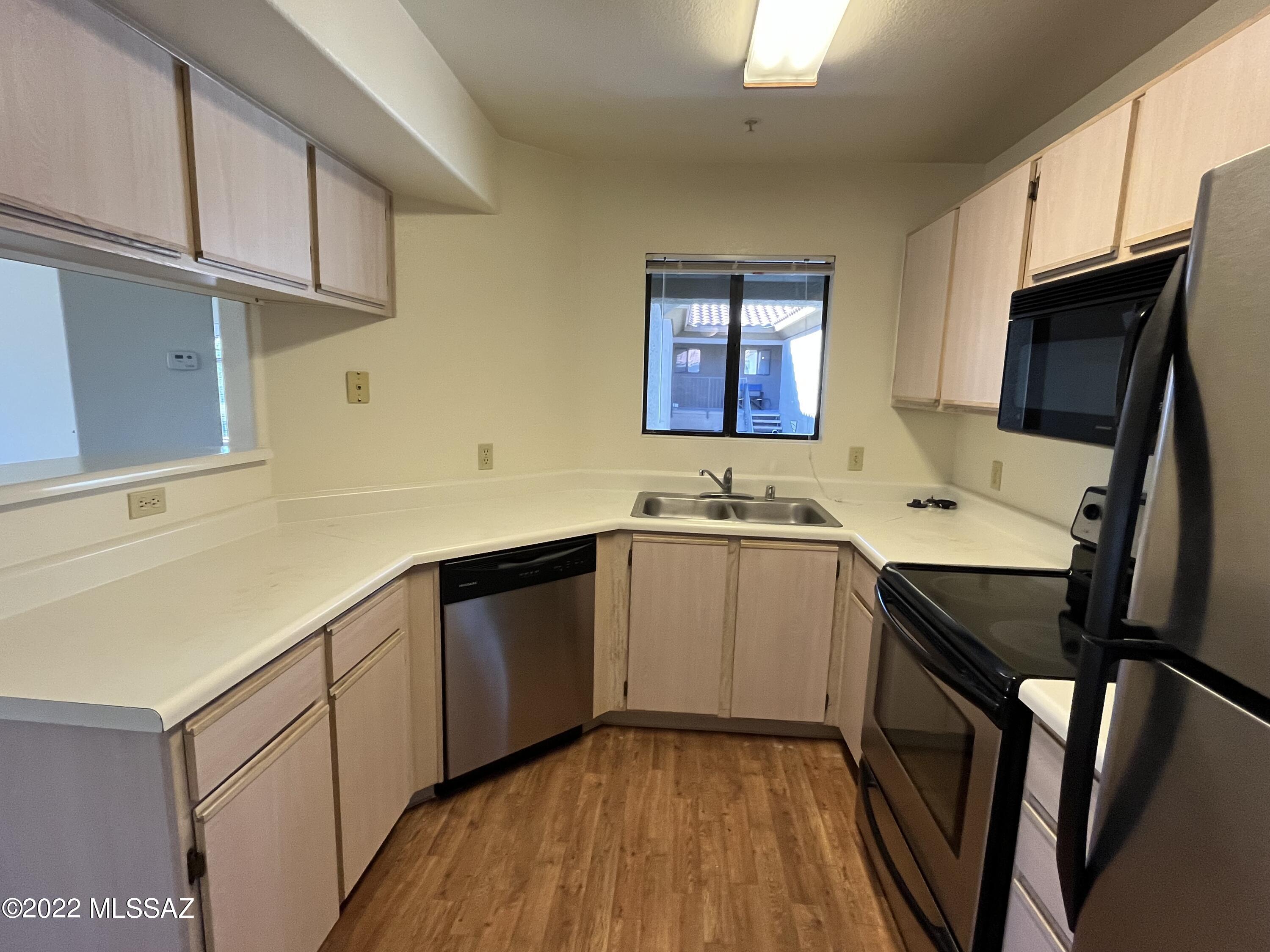 Veranda at Ventana Condominiums - Residential Lease