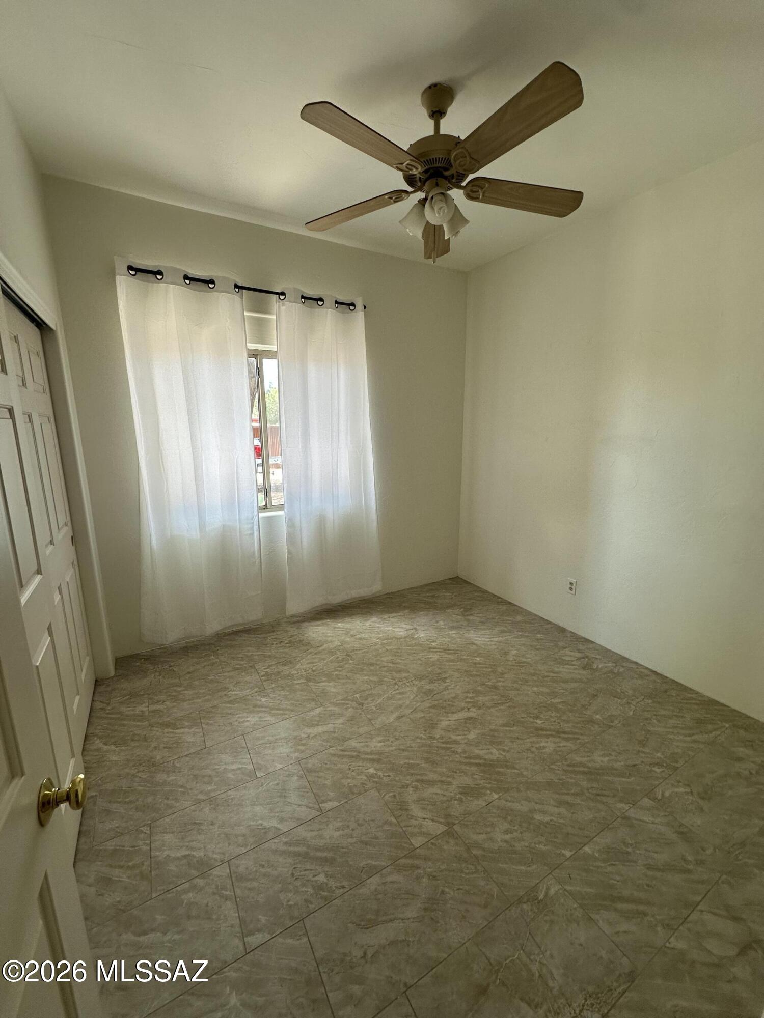 Mountain View Acre Farms - Residential Lease
