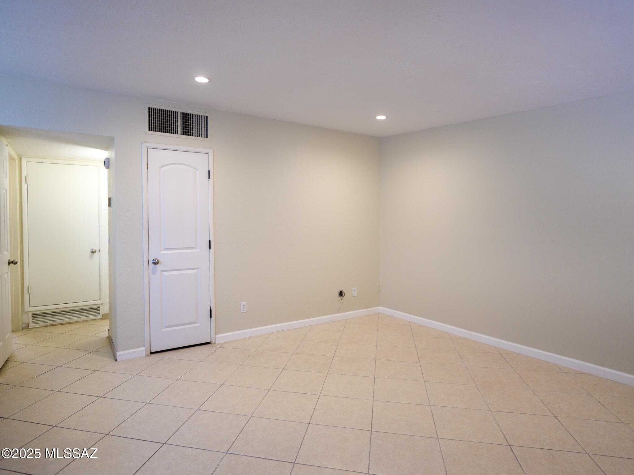 N/A - Residential Lease