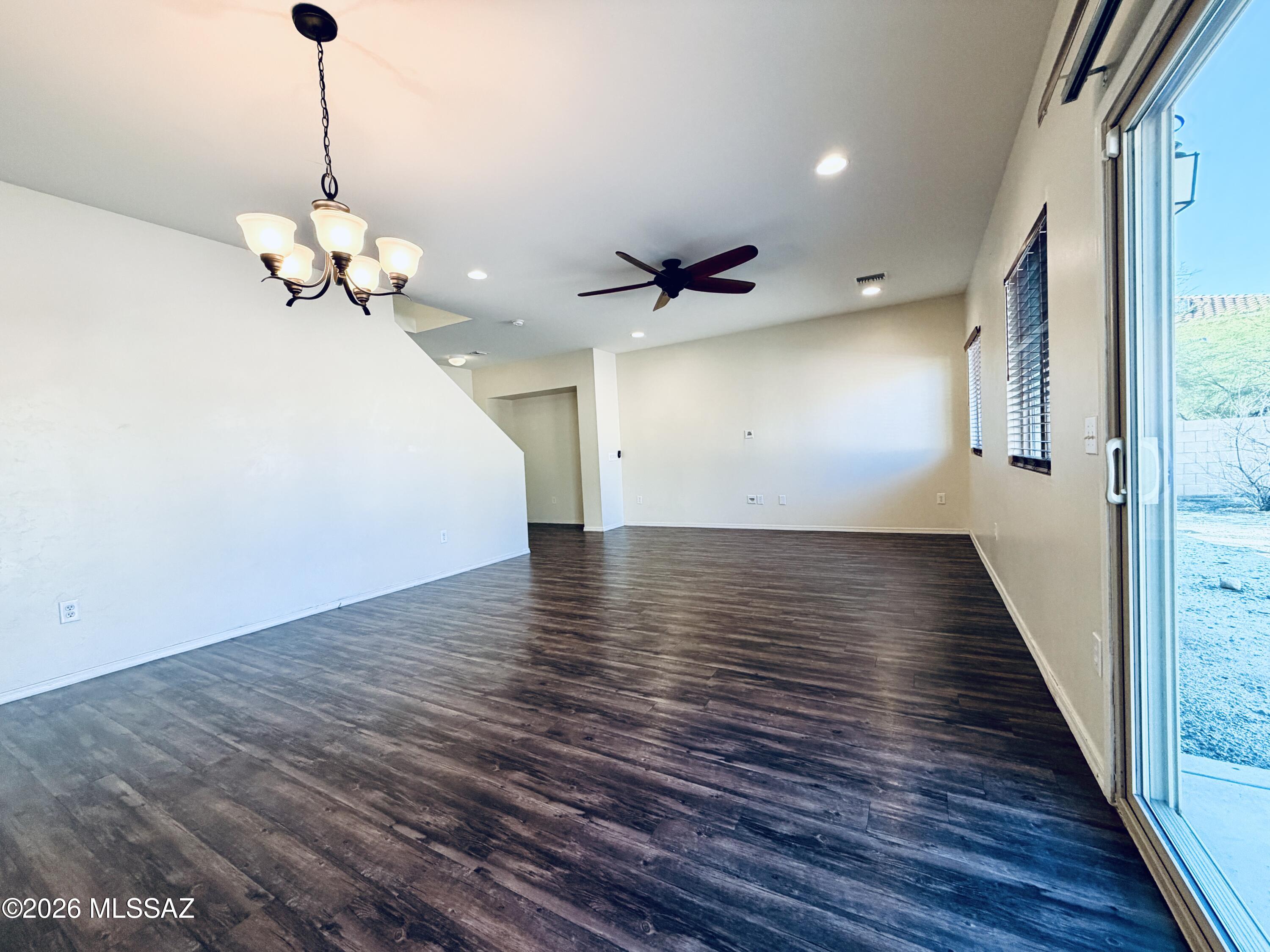 Countryside Manor (1-52) - Residential Lease