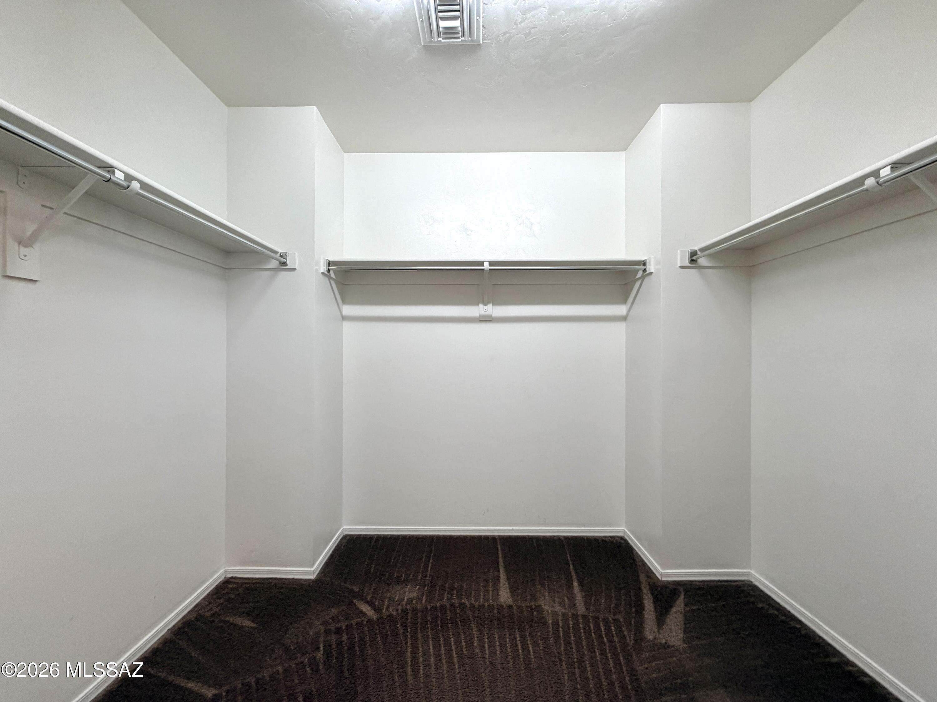 Countryside Manor (1-52) - Residential Lease