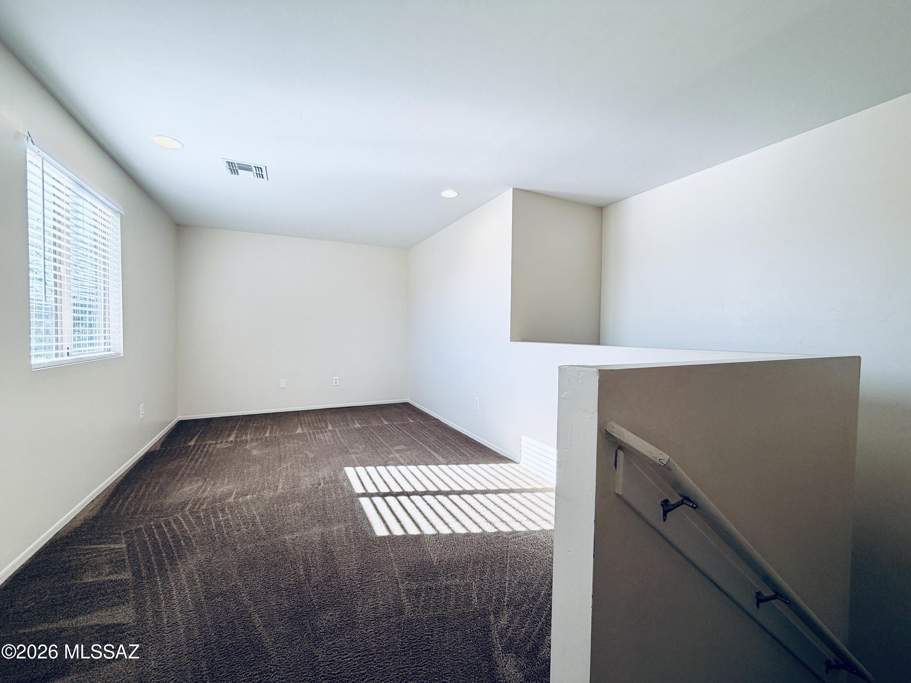 Countryside Manor (1-52) - Residential Lease