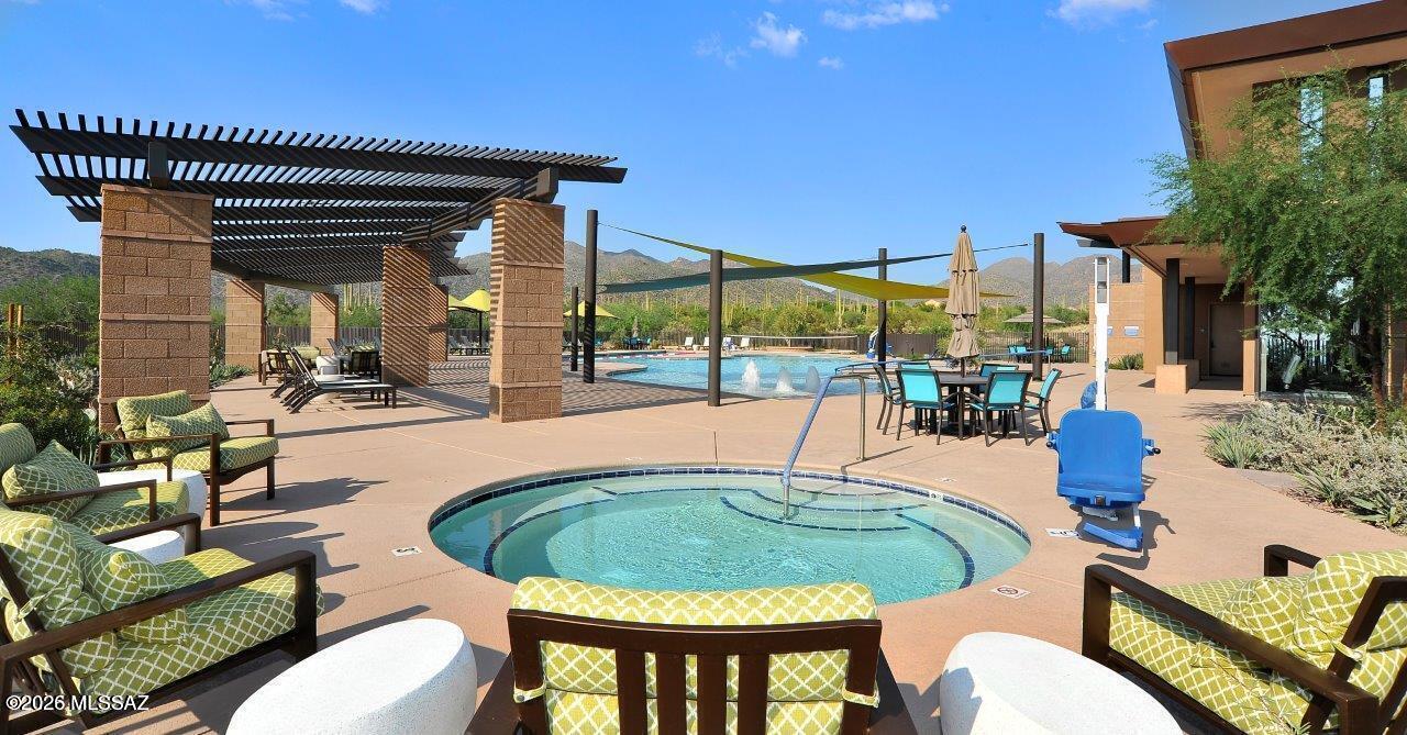 Del Webb At Dove Mountain SQ20131930189 - Residential