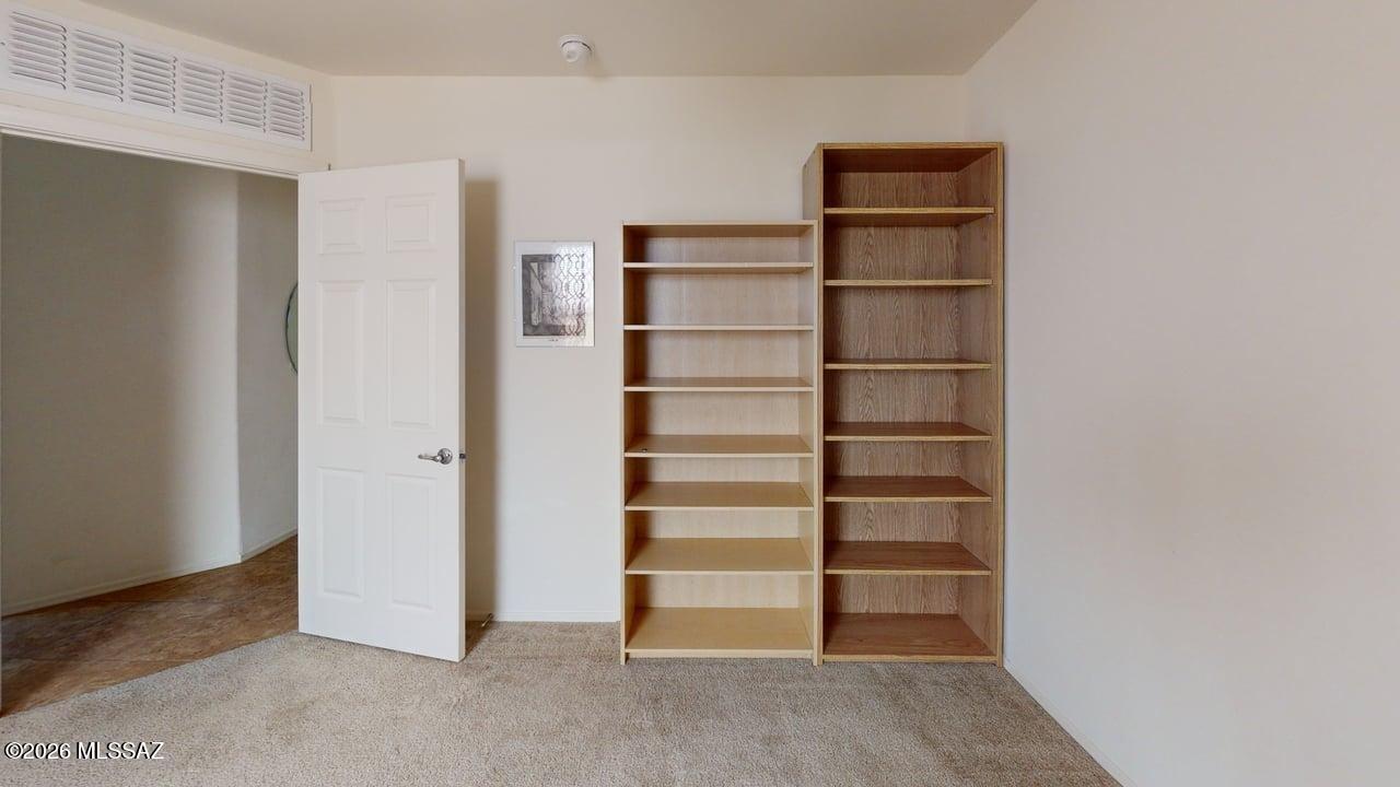 Interstate 10 and Kolb Road - Residential Lease