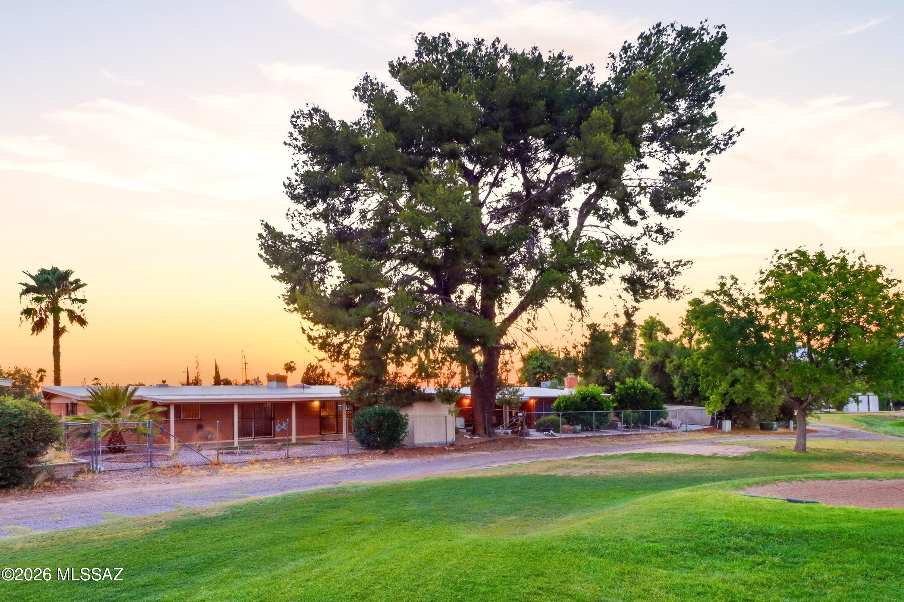 Rolling Hills - Residential