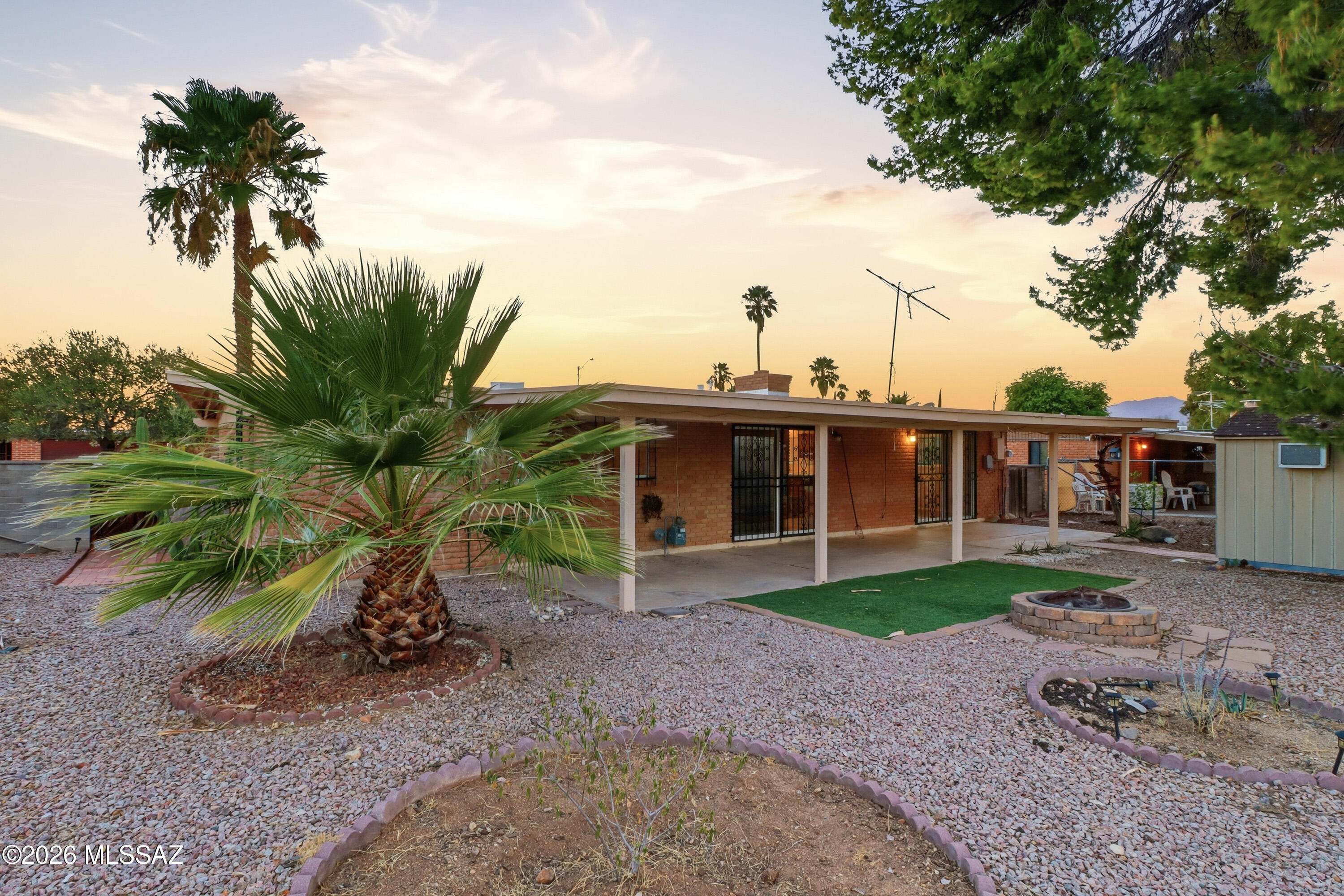 Rolling Hills - Residential