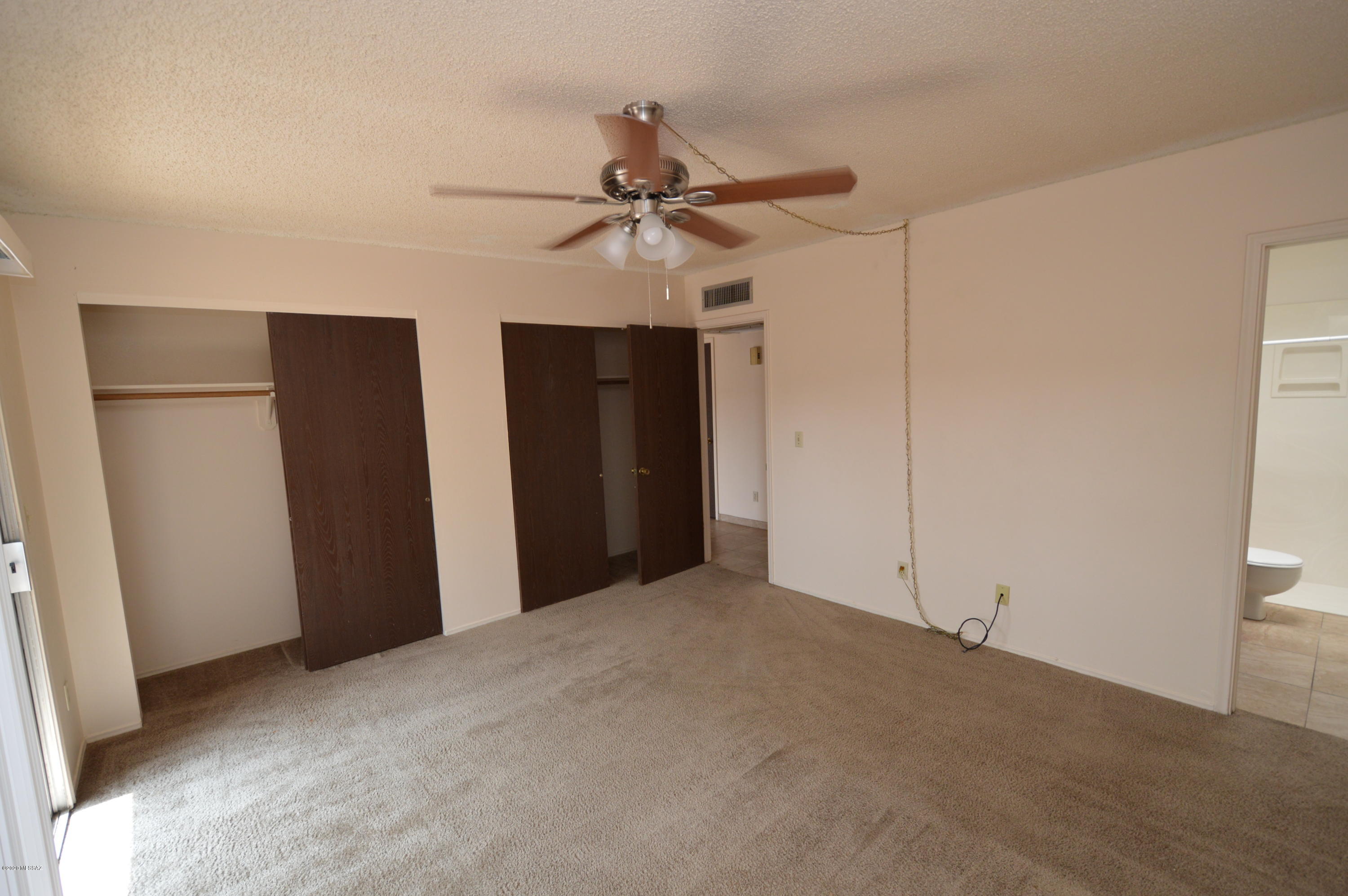Pantano Park Townhouses - Residential Lease