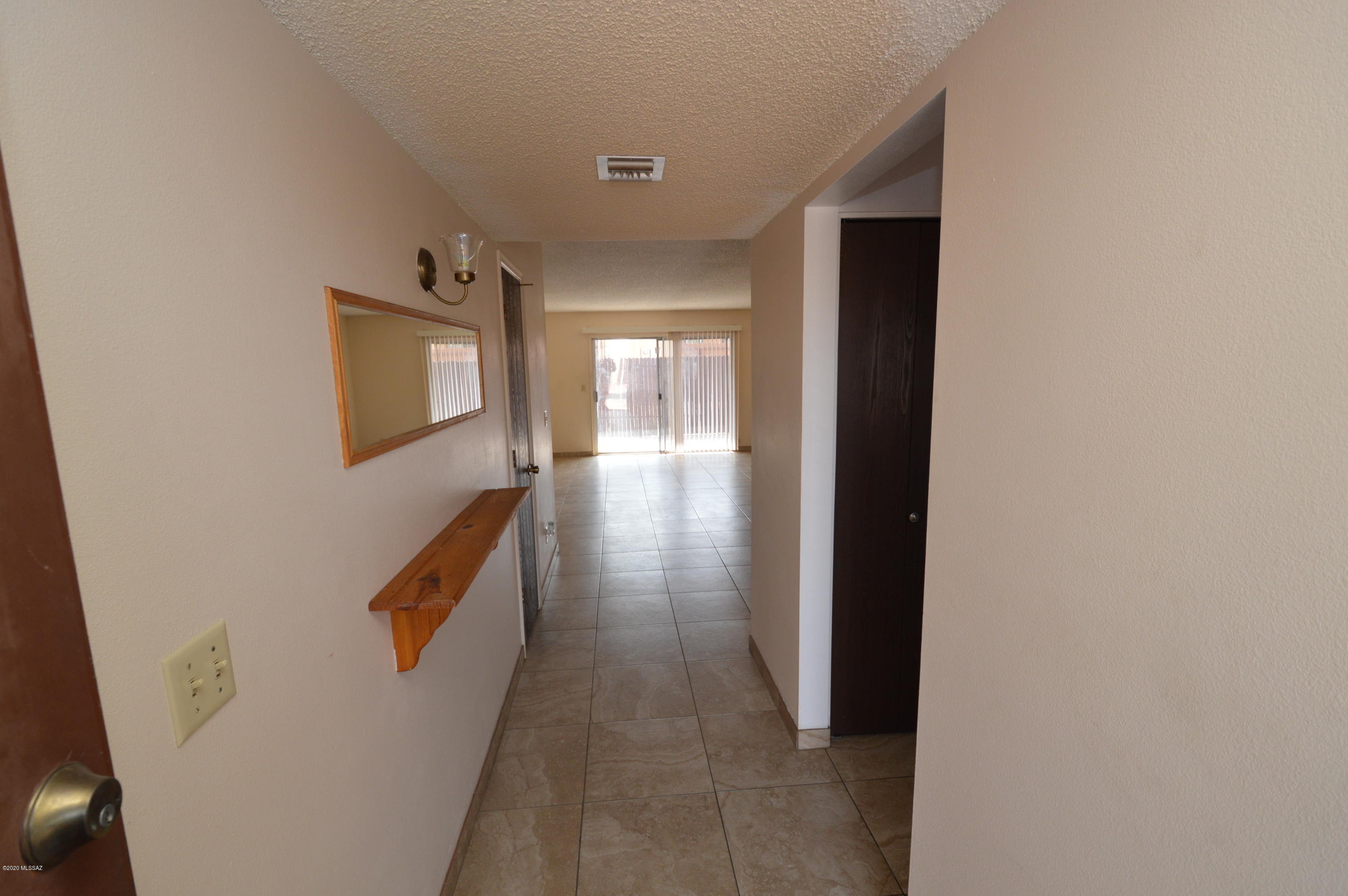 Pantano Park Townhouses - Residential Lease