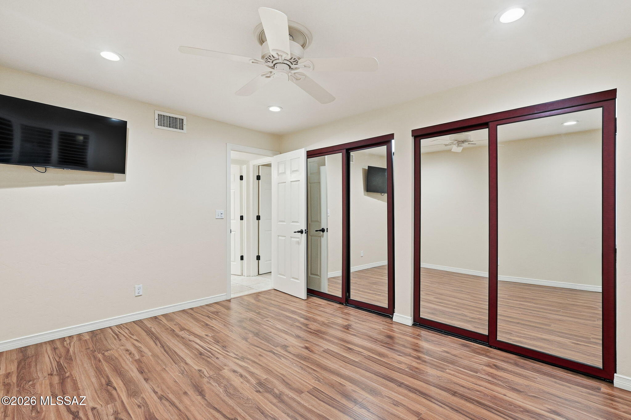 Sabino Vista NO. 5 (1-30) - Residential