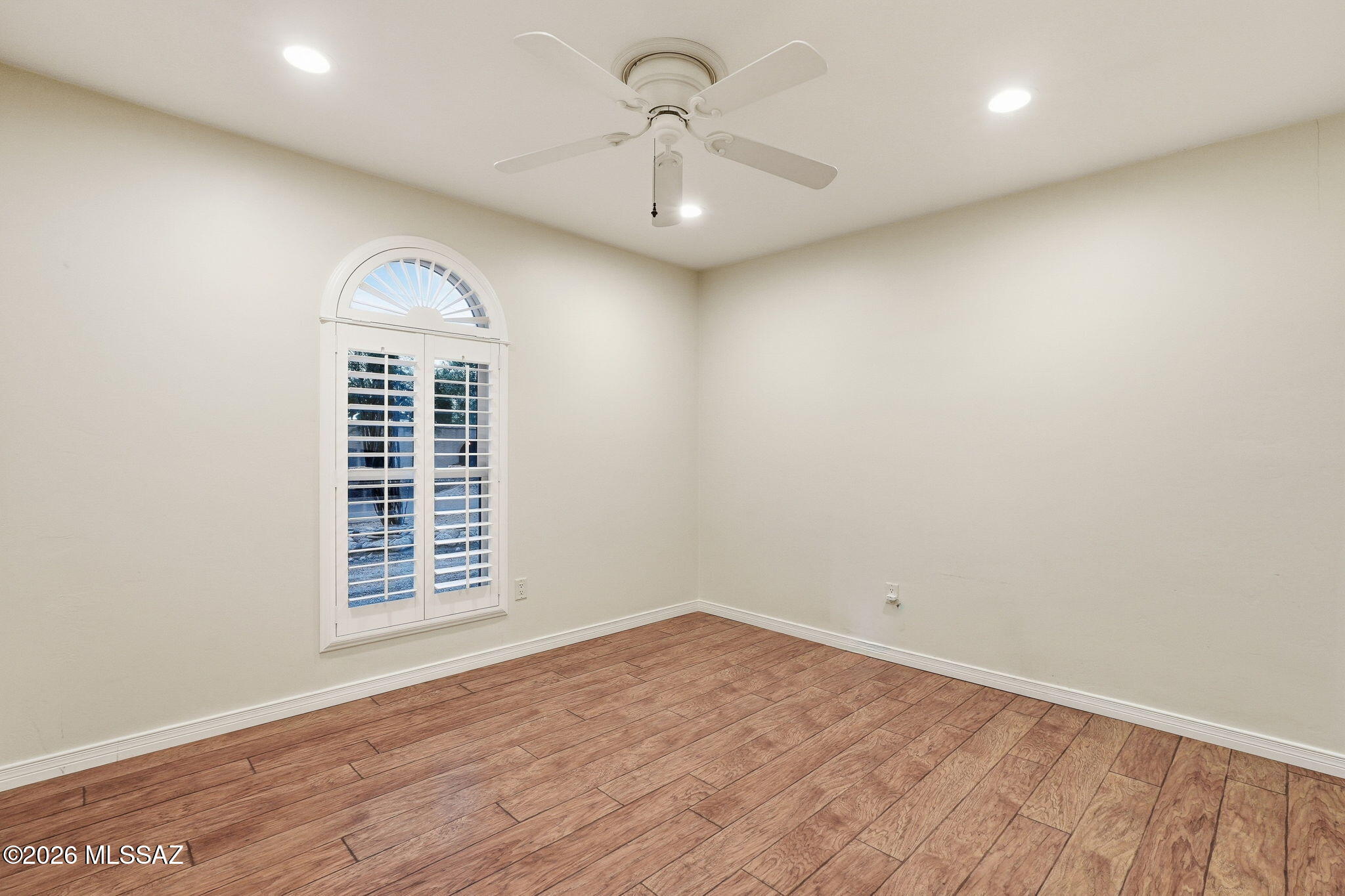 Sabino Vista NO. 5 (1-30) - Residential