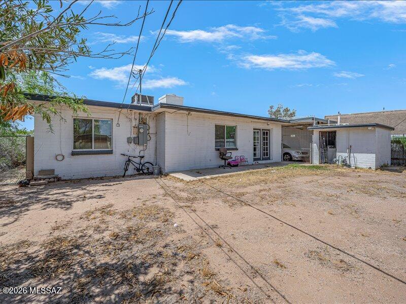 Country Club Park - Residential