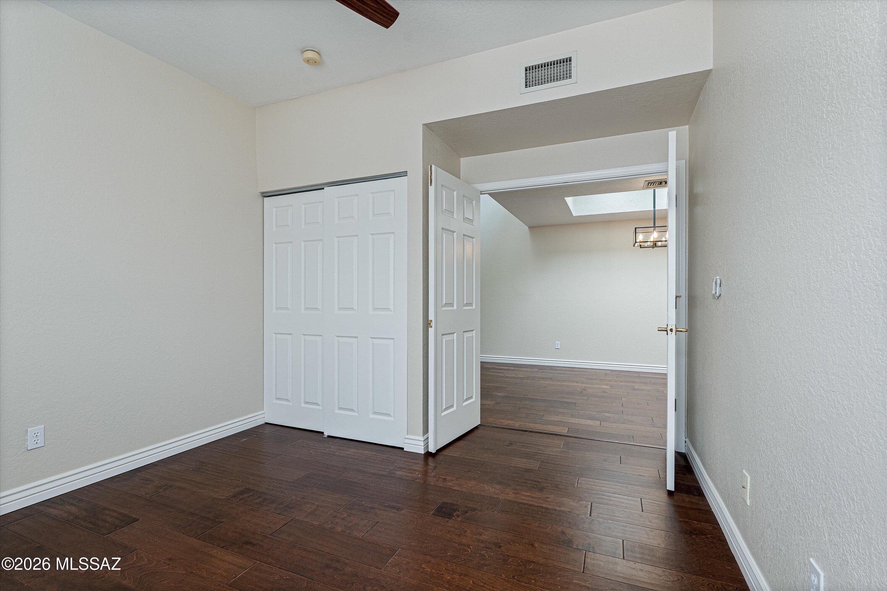 Valle (1-49) - Residential Lease