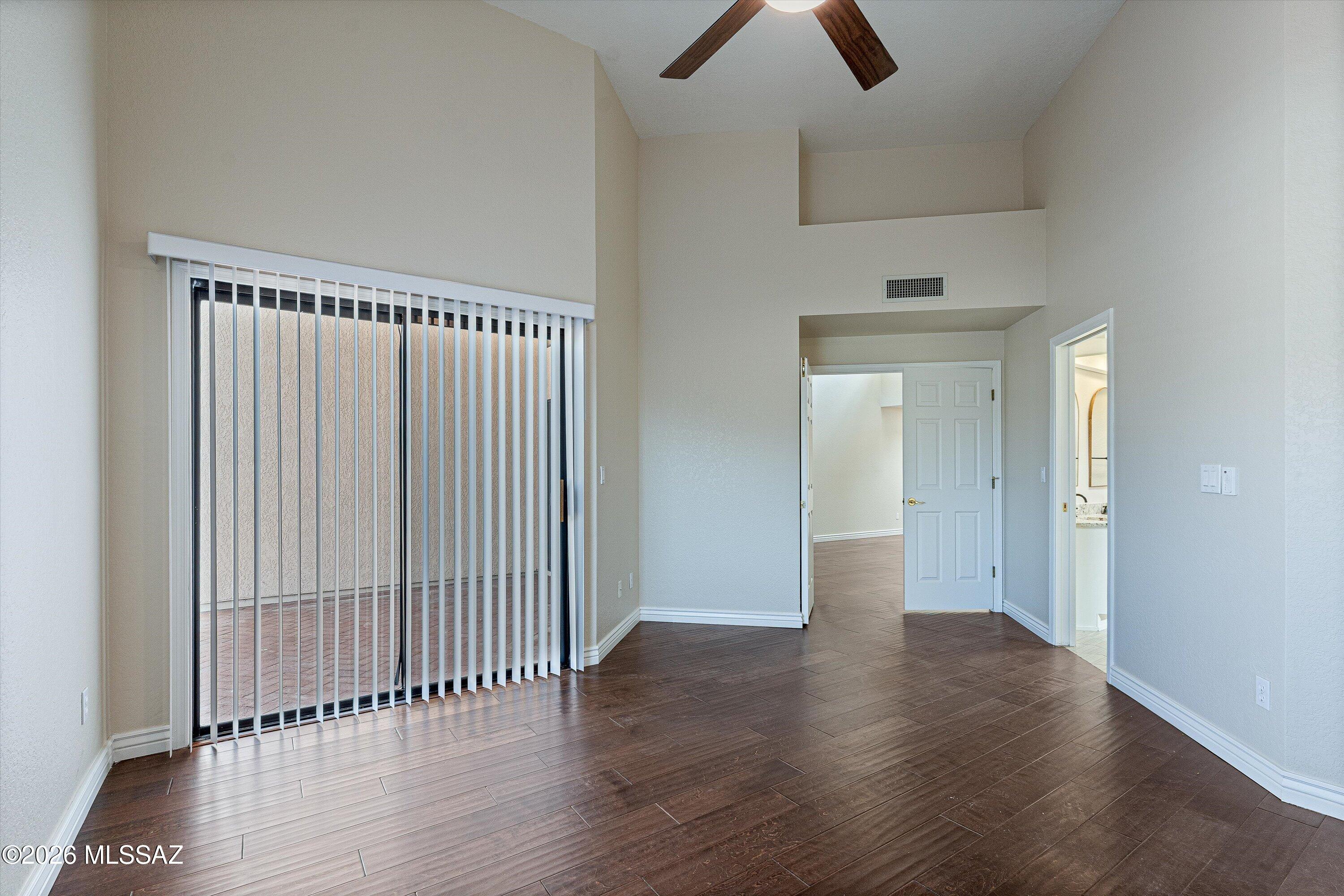 Valle (1-49) - Residential Lease