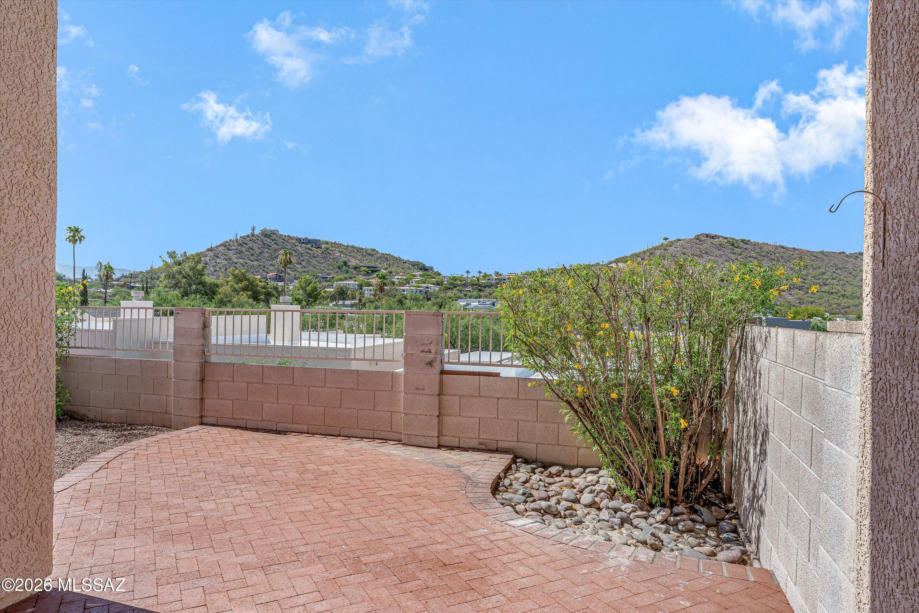 Valle (1-49) - Residential Lease