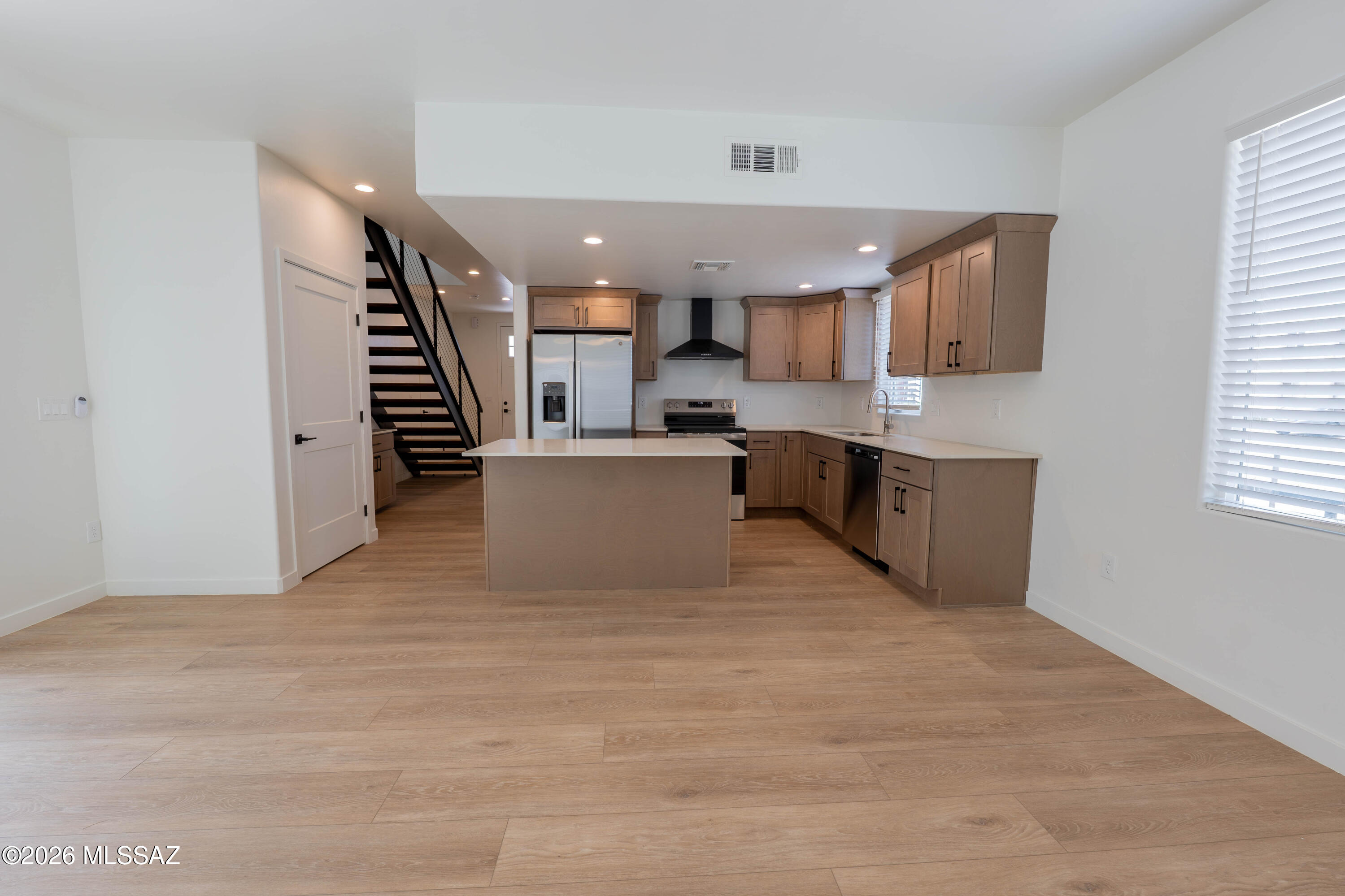 Catalina Heights Annex - Residential Lease