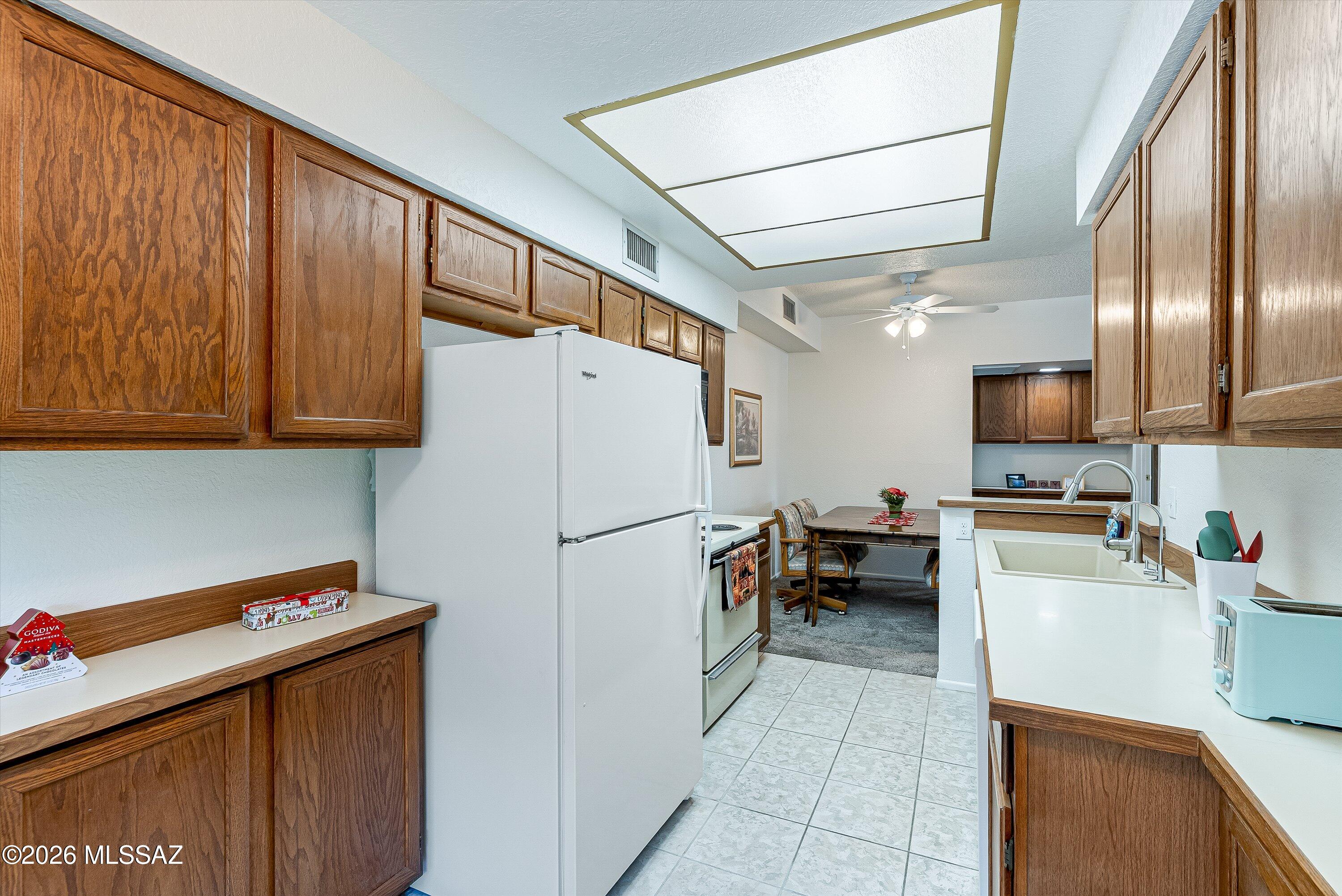 Summertree Condominiums (1-224) - Residential