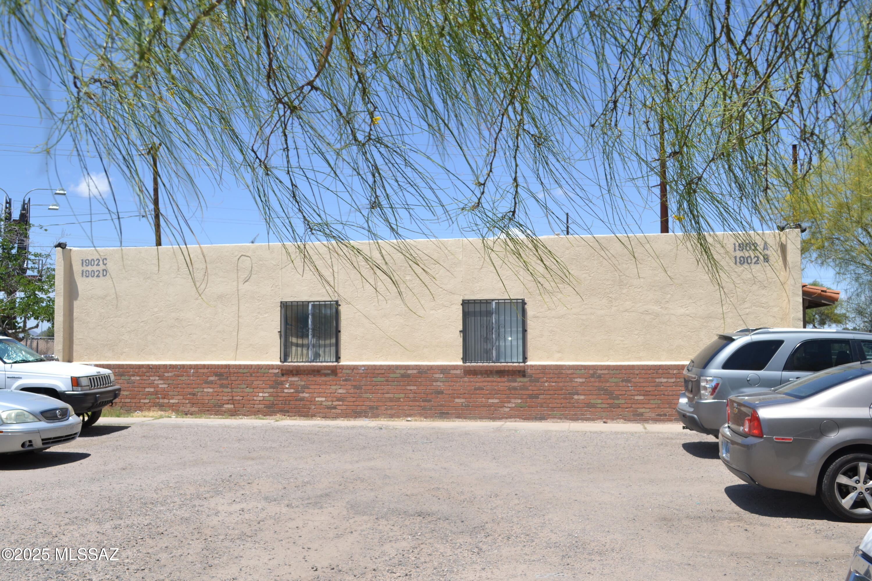 Alvernon Park Resub - Residential Lease