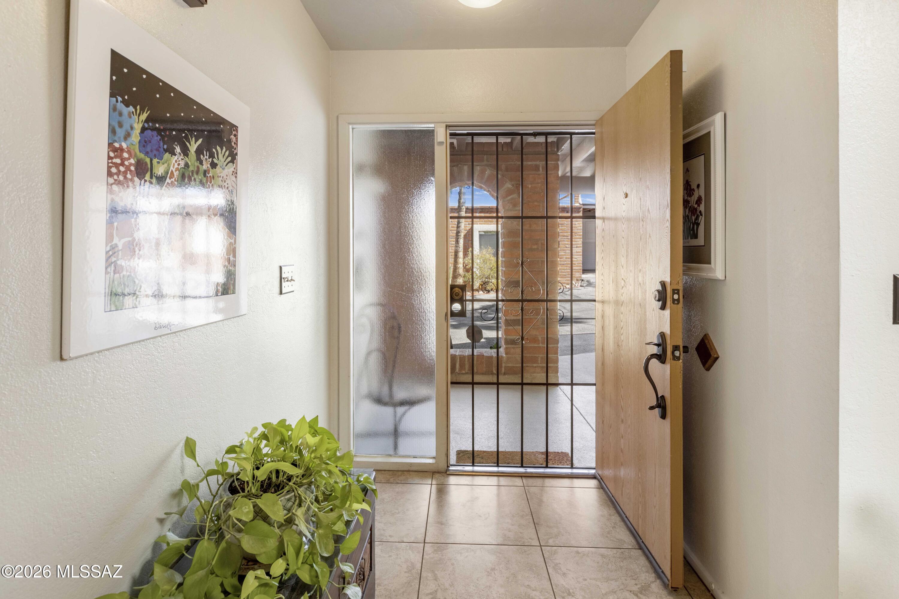Vista Del Oro Townhouses (1-33) - Residential