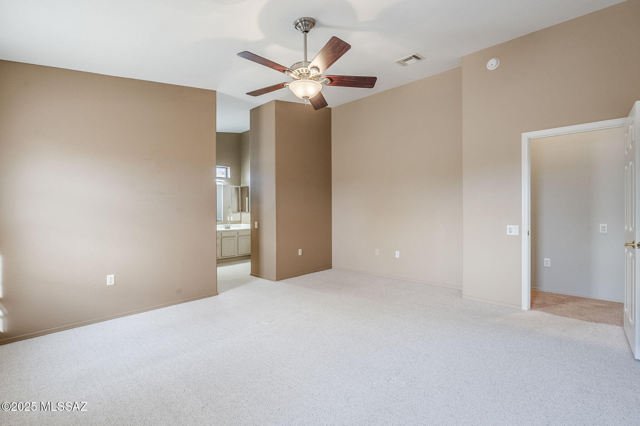 San Ignacio Vistas (1-223) - Residential