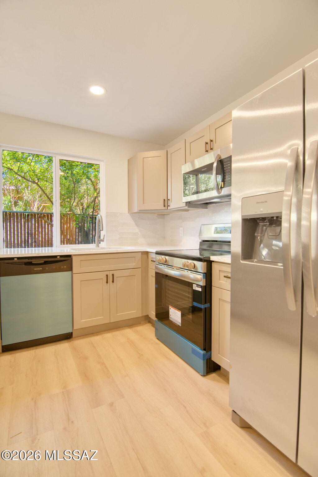 Valle Cereza (1-59) - Residential