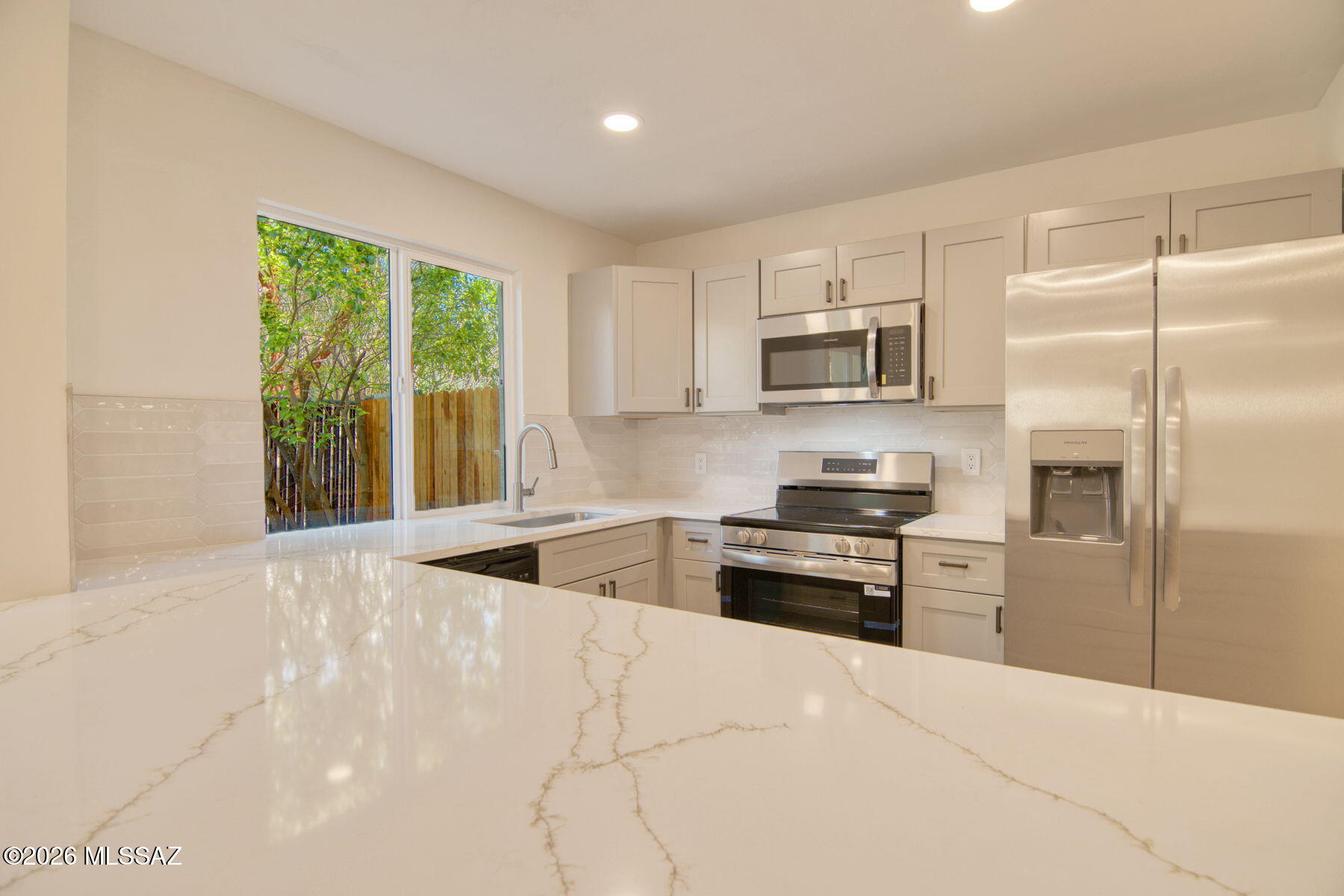 Valle Cereza (1-59) - Residential