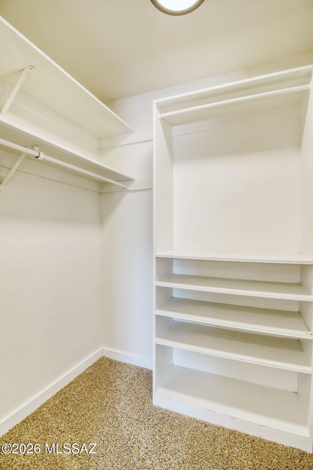 Valle Cereza (1-59) - Residential