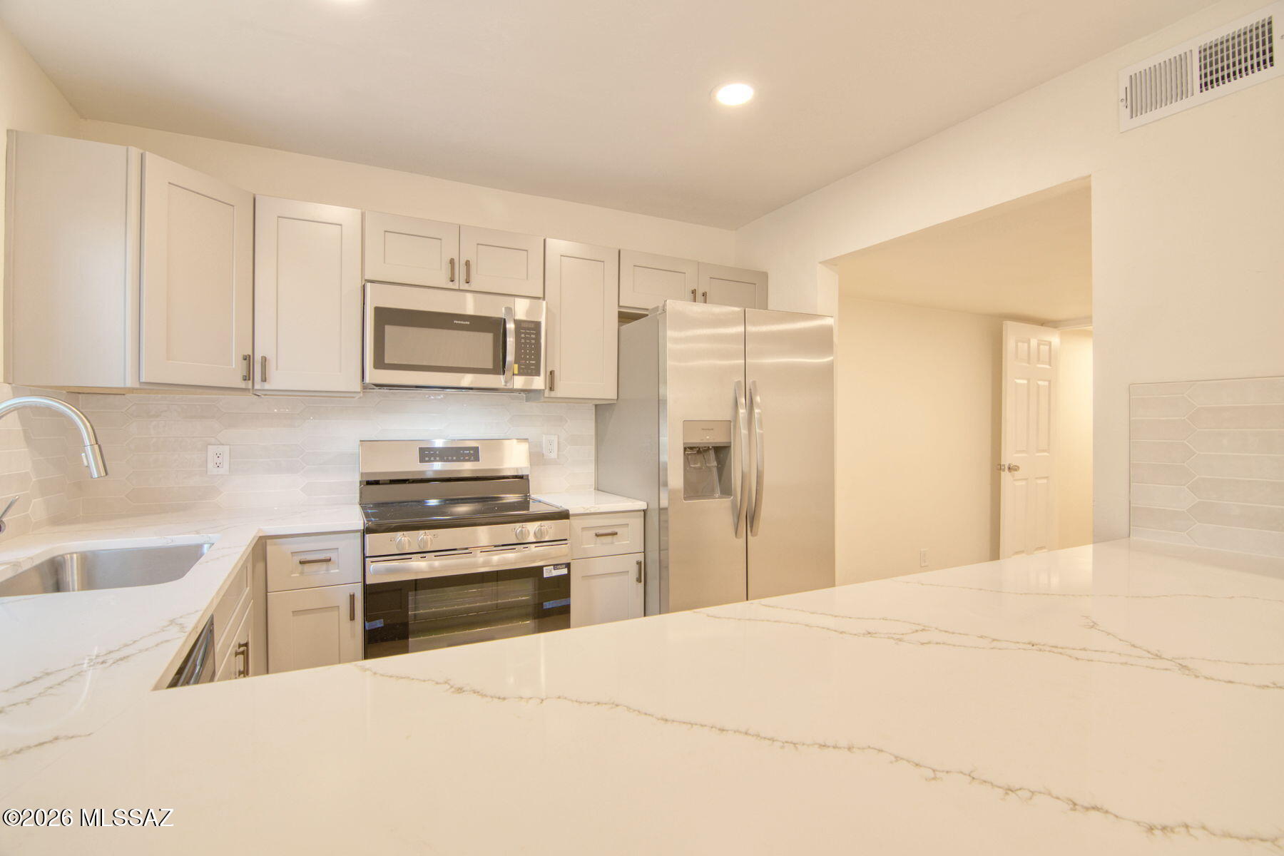 Valle Cereza (1-59) - Residential
