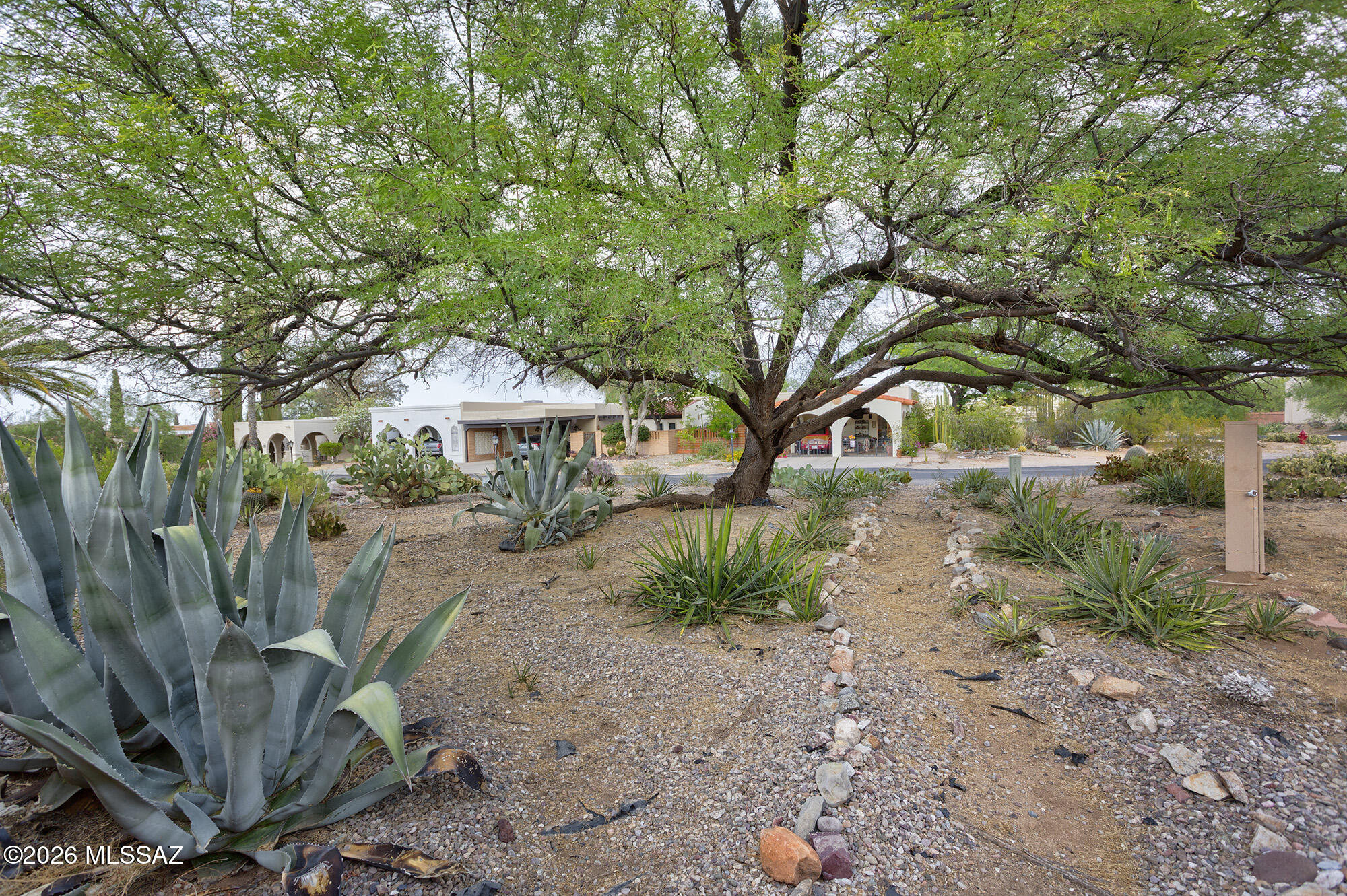 Green Valley Townhouses 4 - Residential