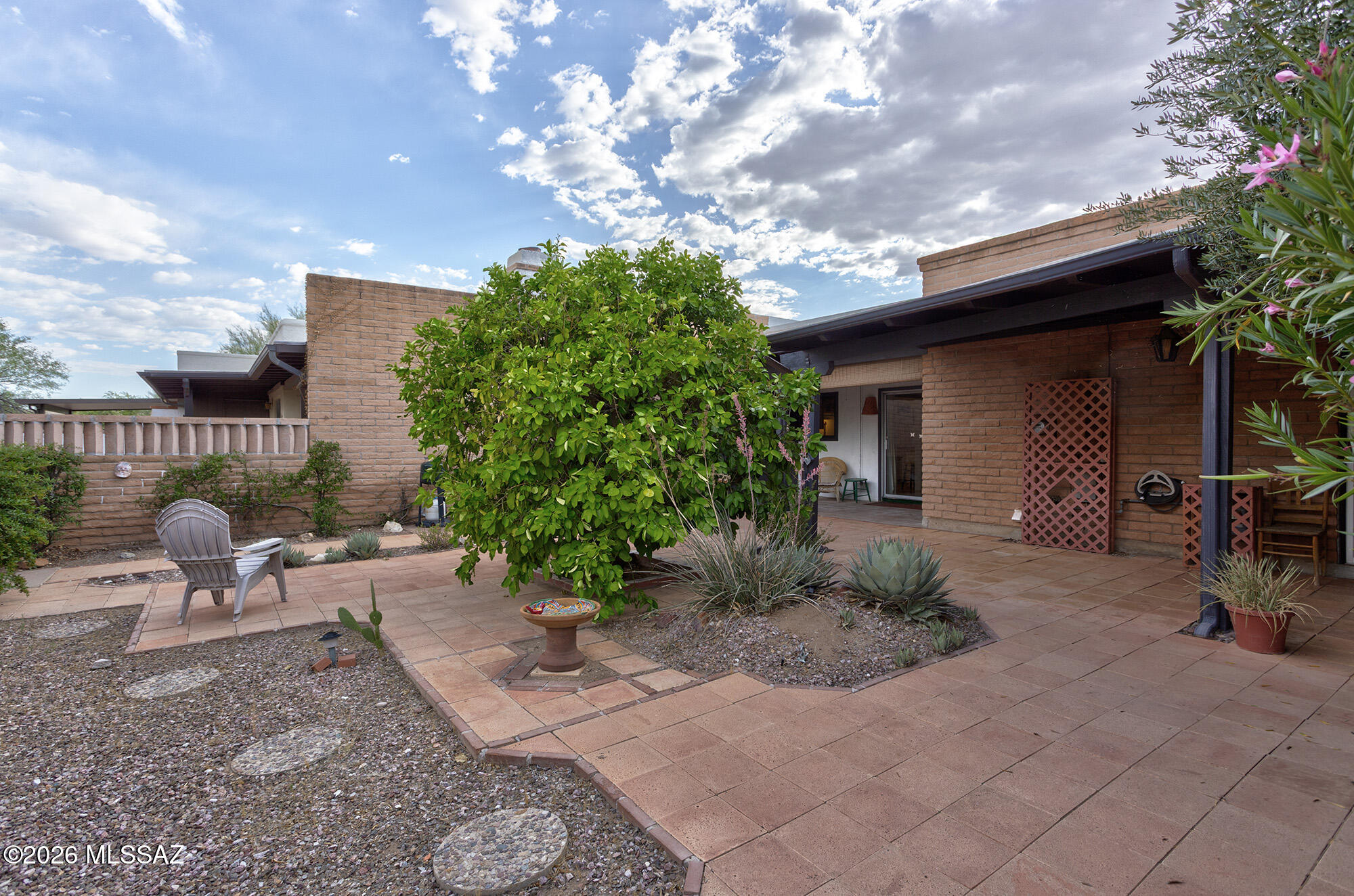 Green Valley Townhouses 4 - Residential