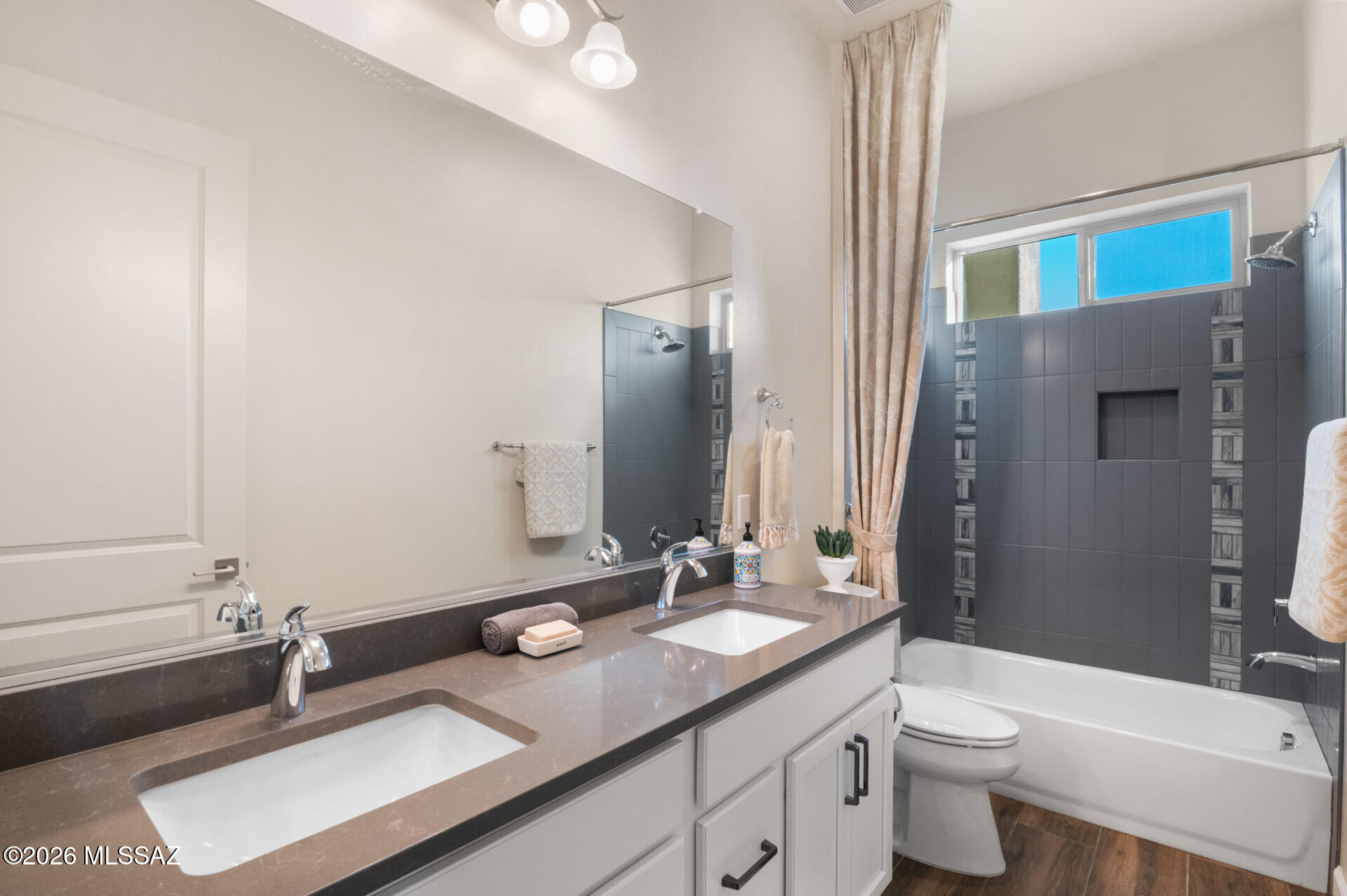 Enclave (The) - Residential