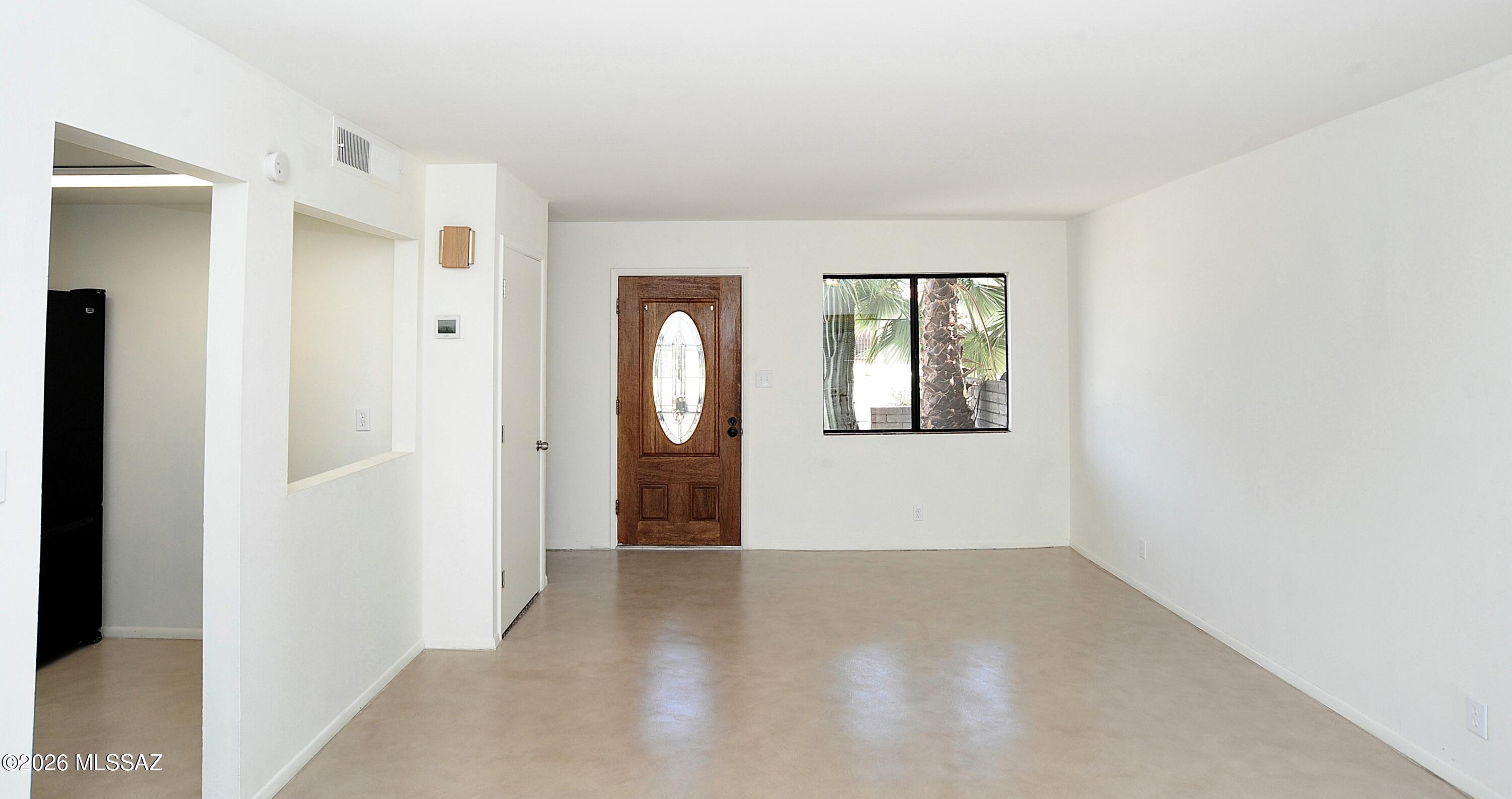 Rolling Hills Towne House - Residential