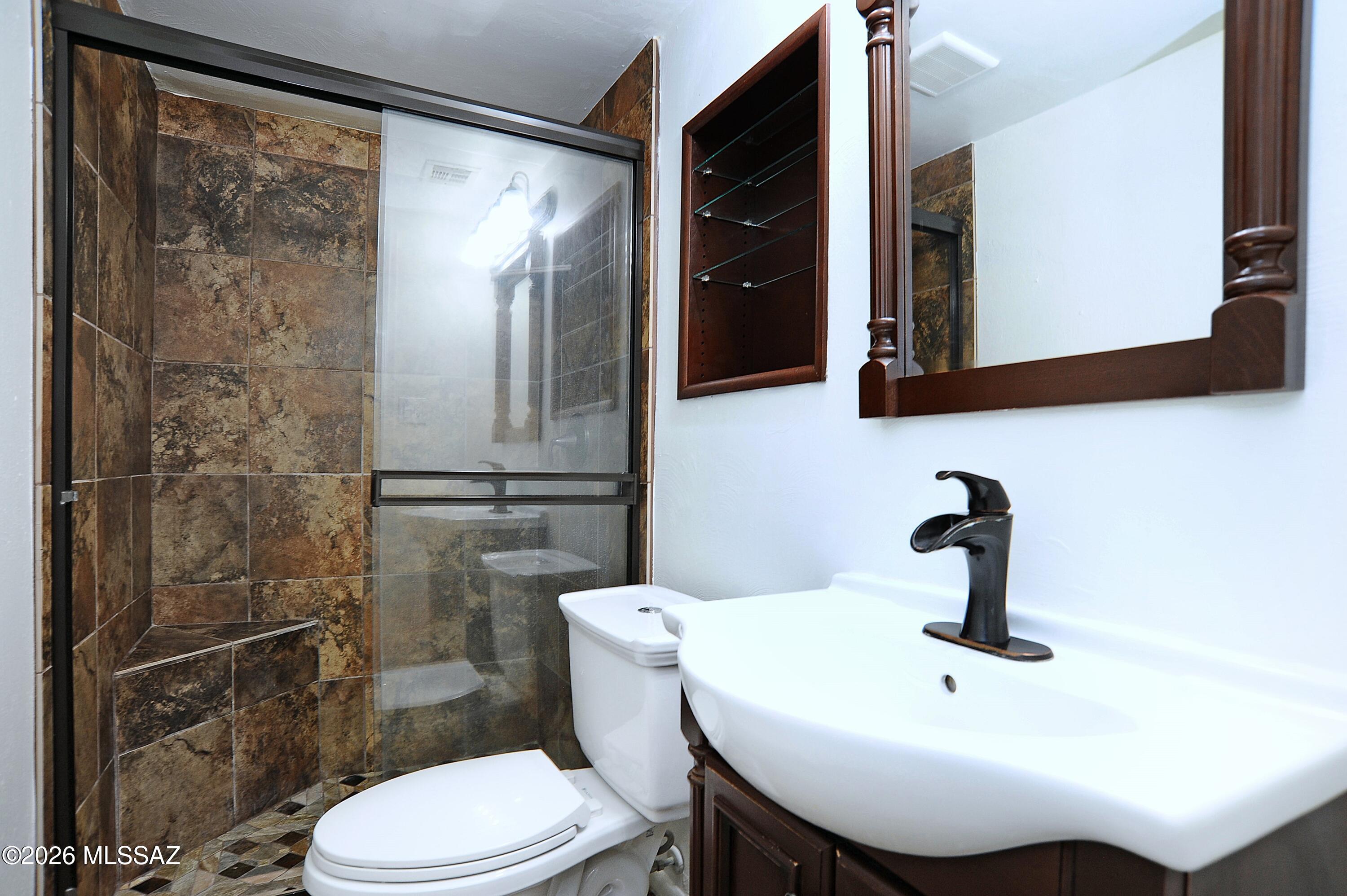 Rolling Hills Towne House - Residential