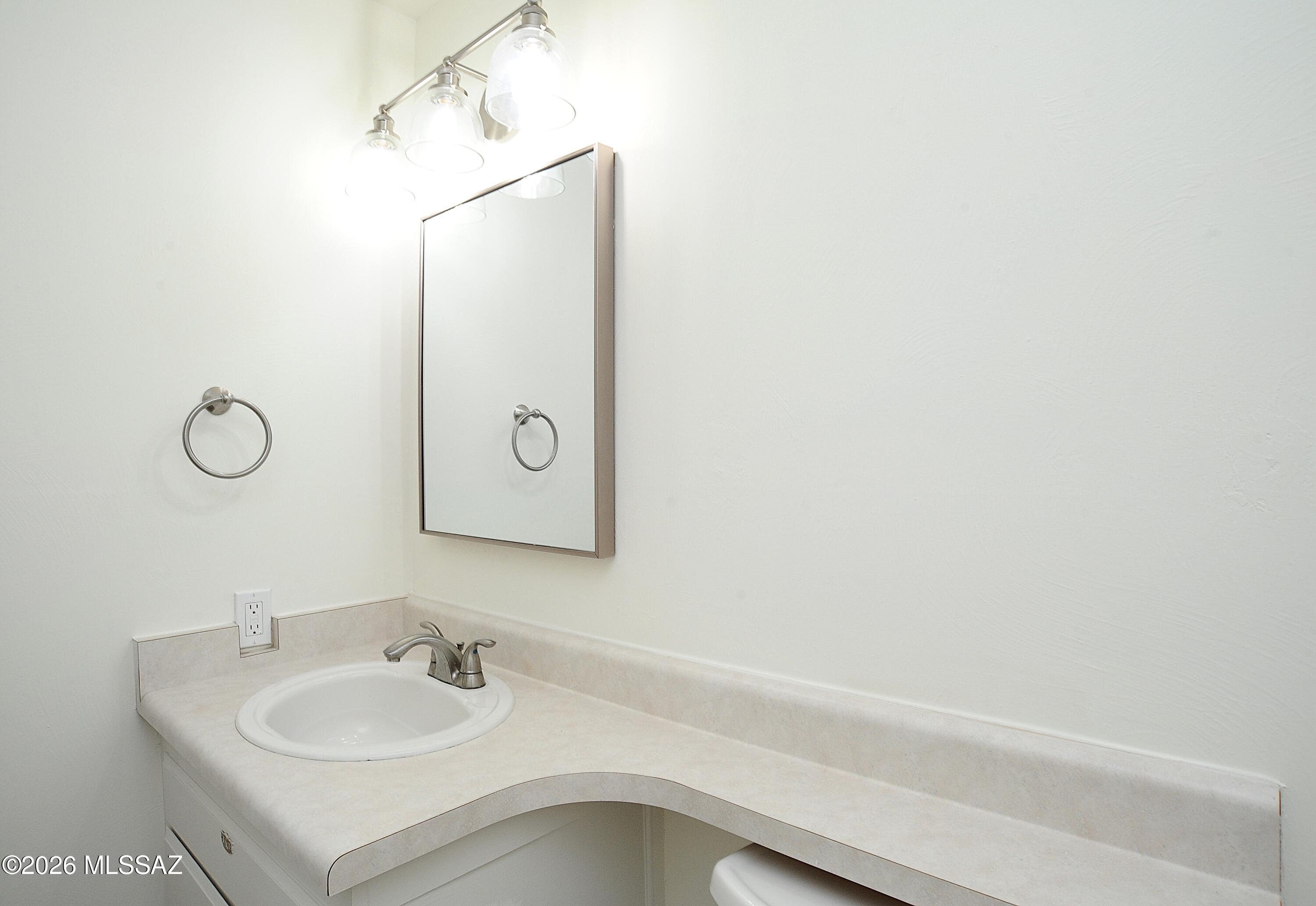 Rolling Hills Towne House - Residential
