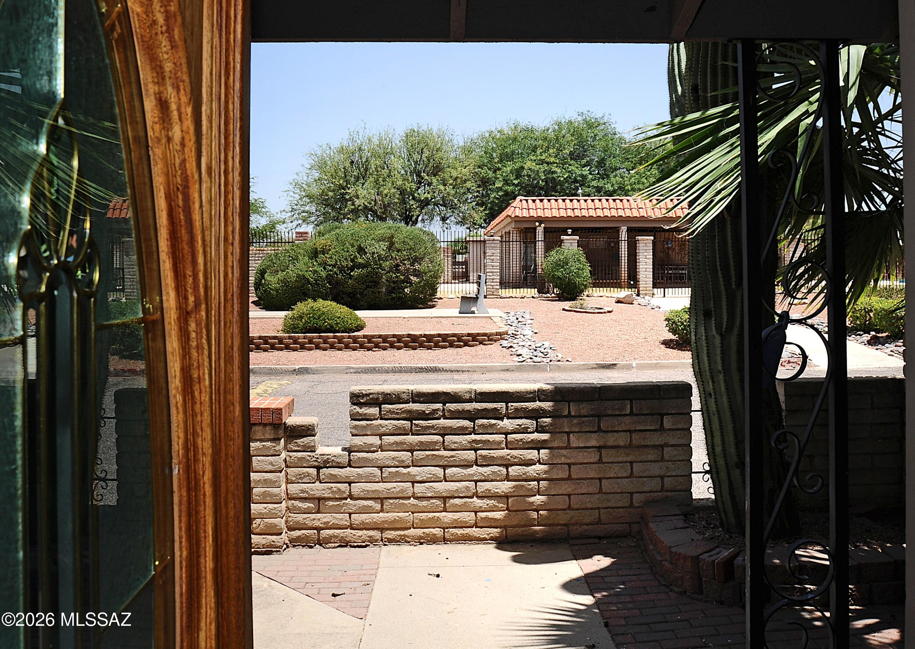 Rolling Hills Towne House - Residential