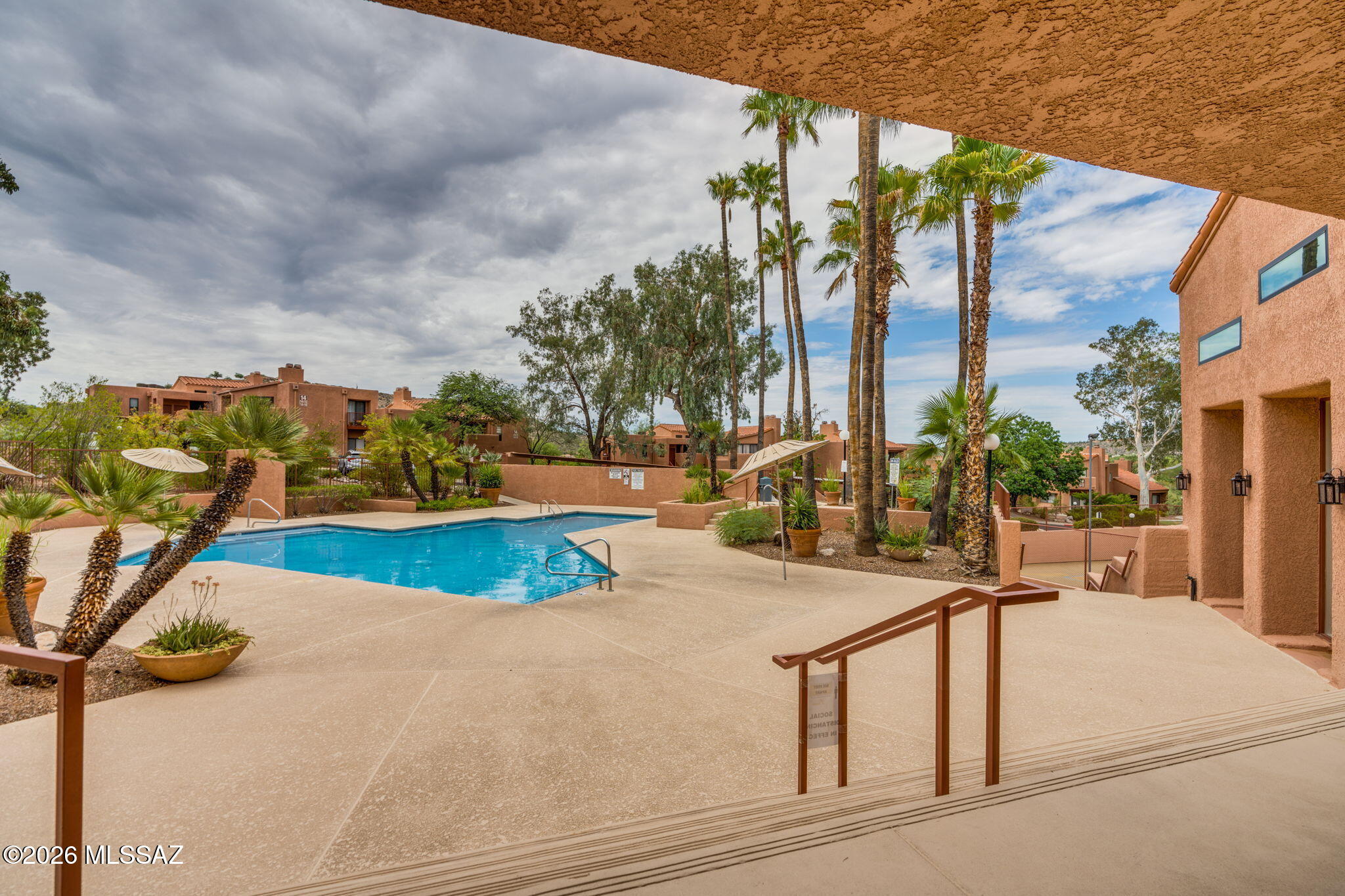 Ventana Vista Condominiums - Residential
