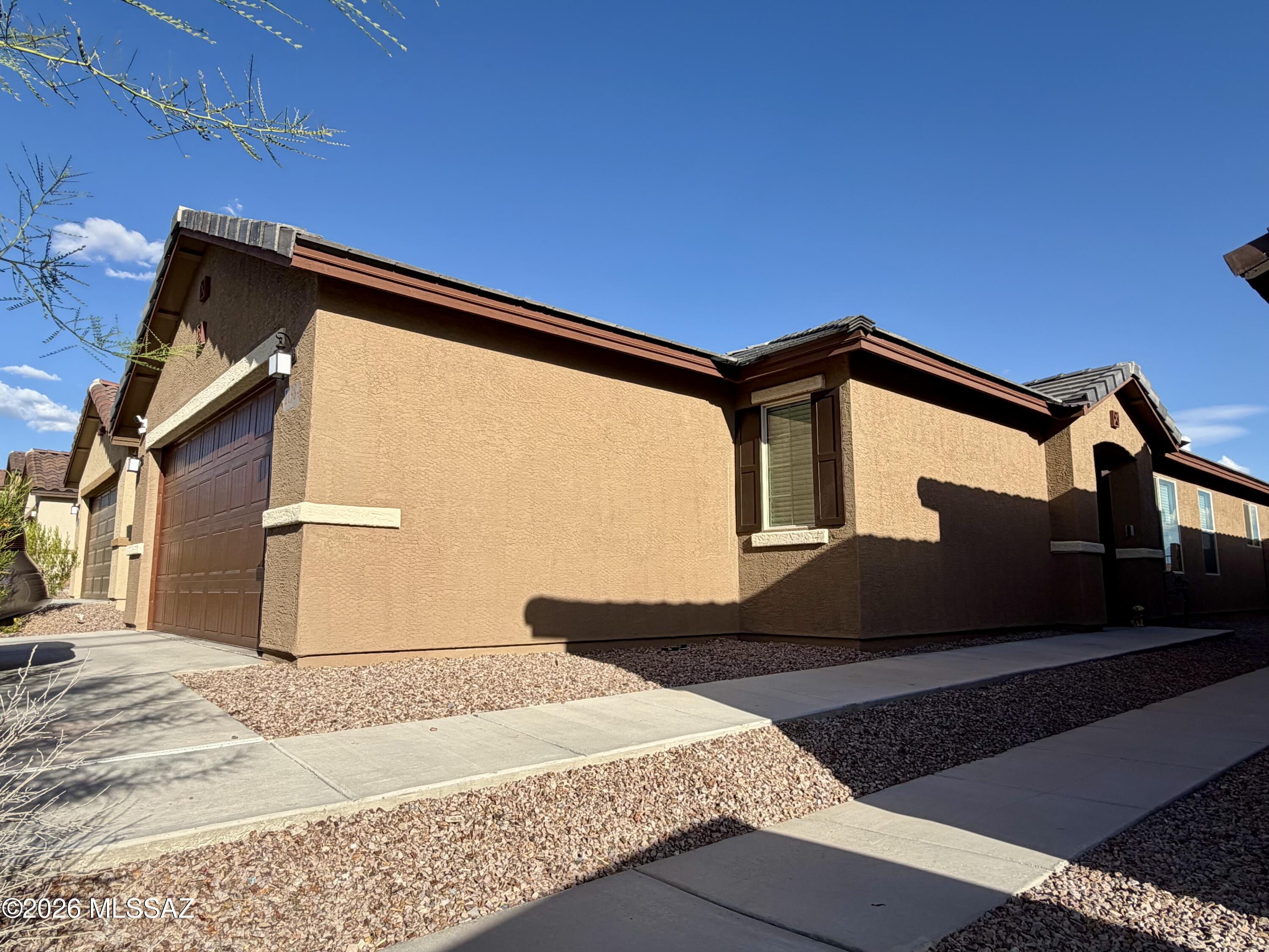 Founders Ridge - Residential