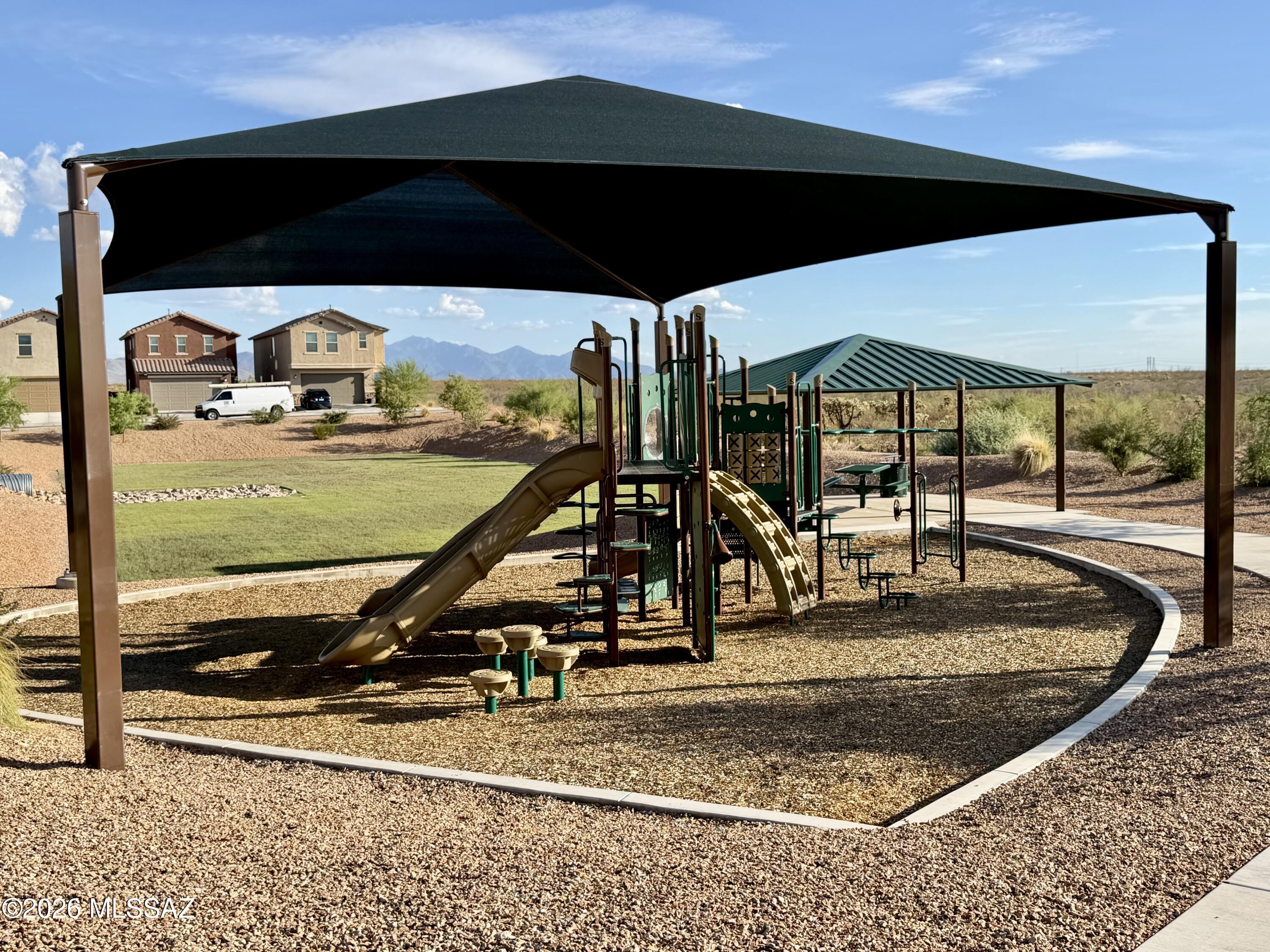 Founders Ridge - Residential