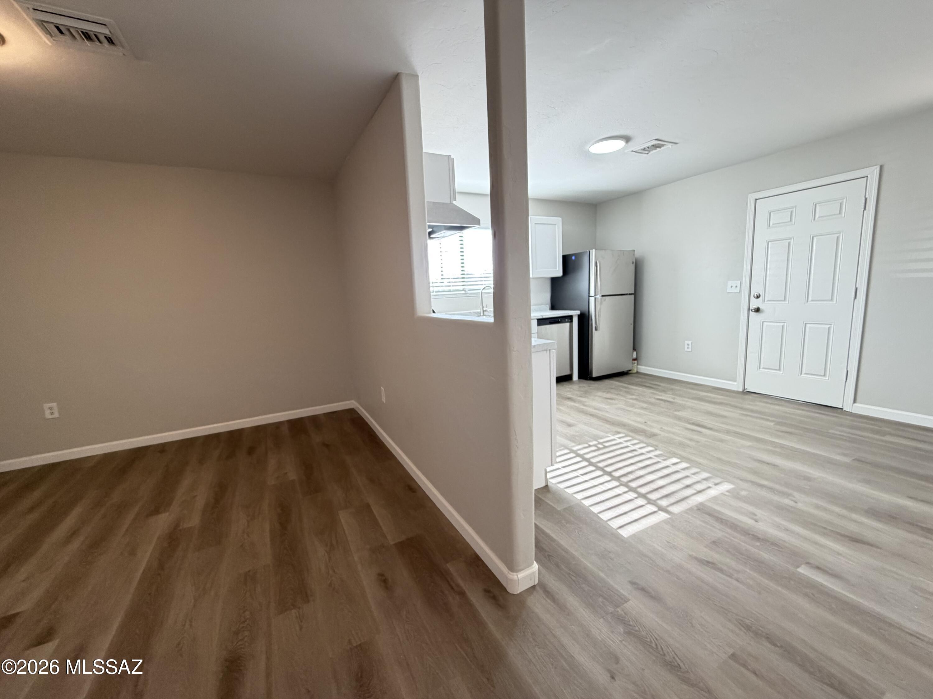 El Rio Park - Residential Lease