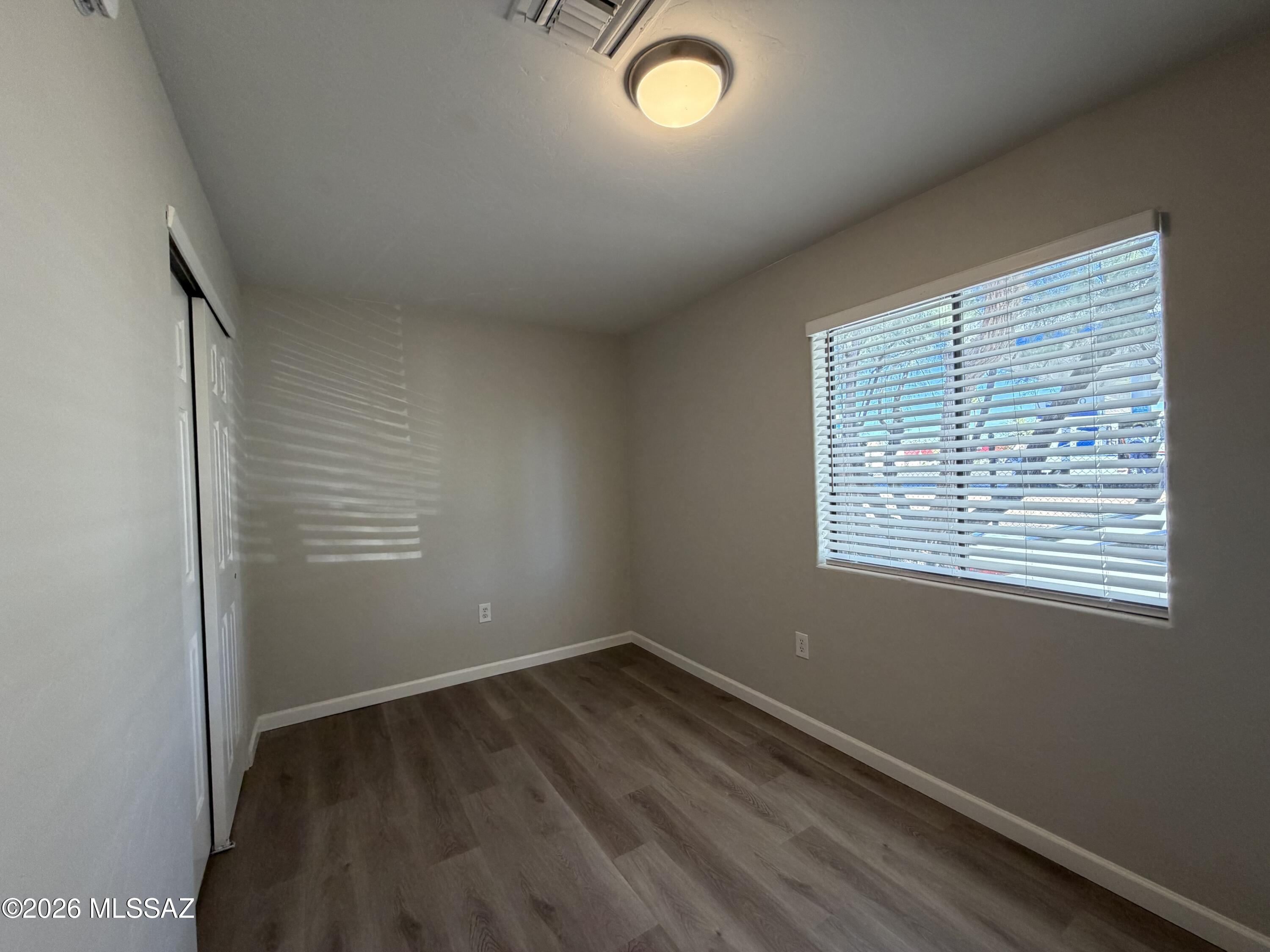 El Rio Park - Residential Lease