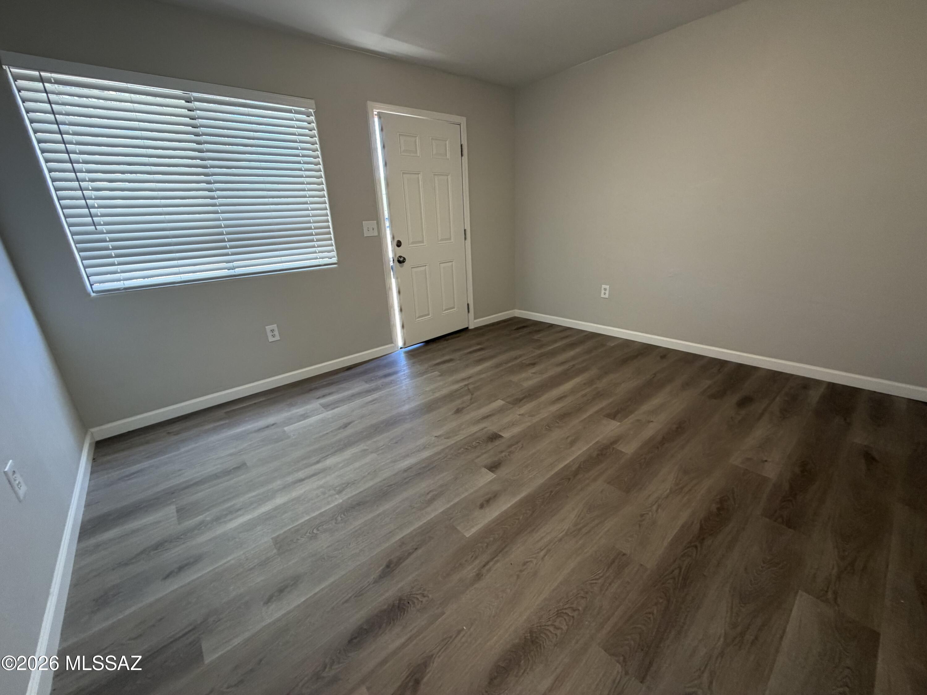 El Rio Park - Residential Lease