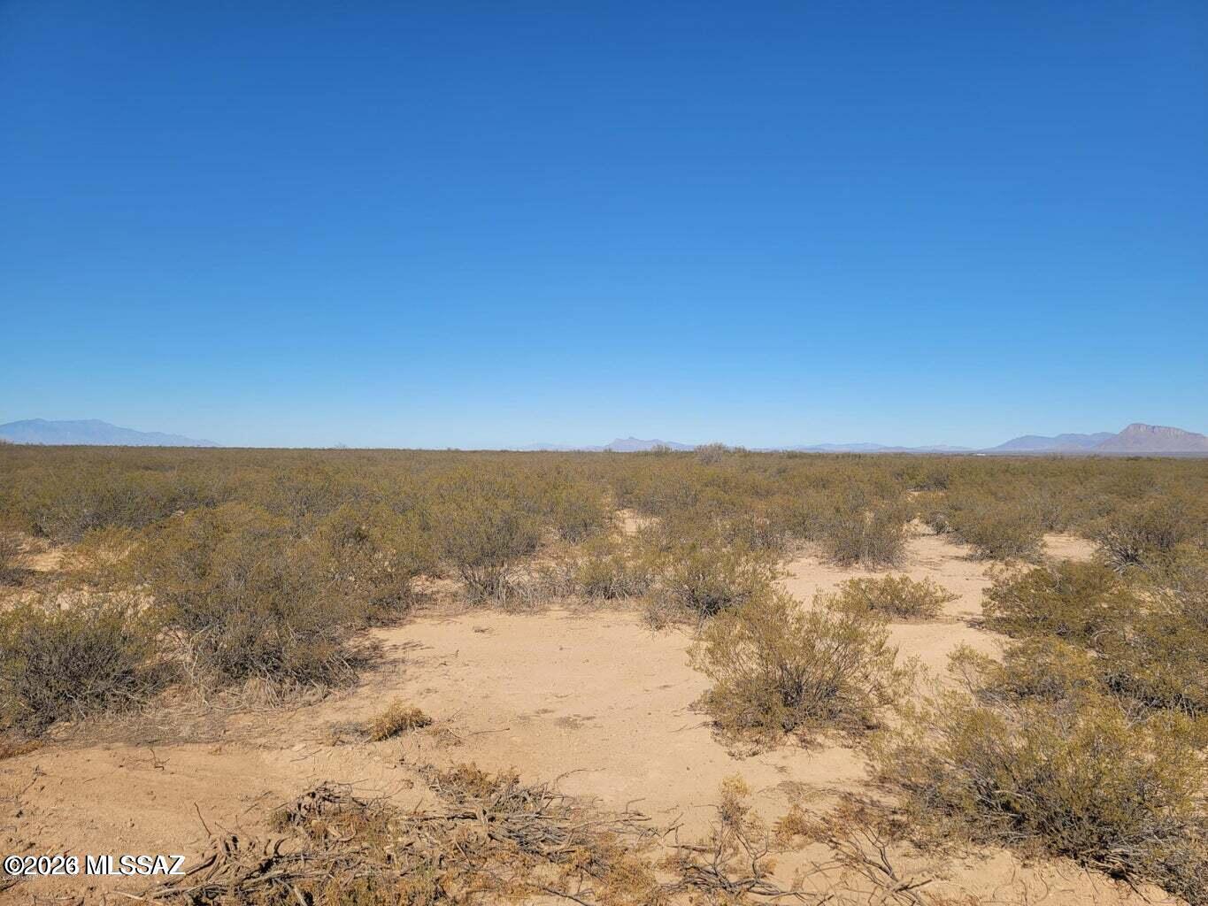 80 Acres of Vacant Land in San Simon Arizona. Located off a paved road and electric is to the lot line. The possibilities are endless for this larger parcel. Great views and close to Freeway access. Great price!