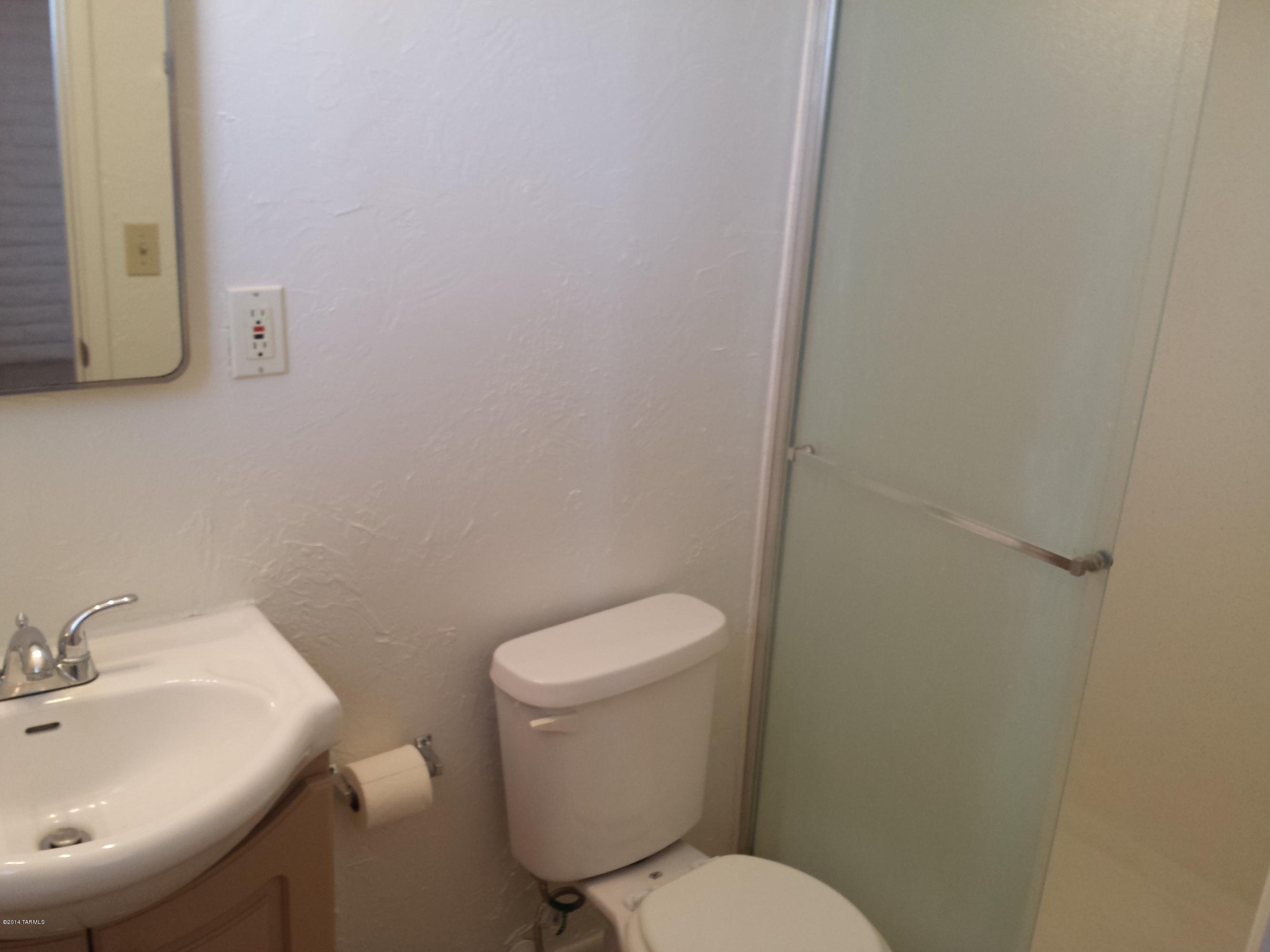 Carson Park (1-65) - Residential Lease