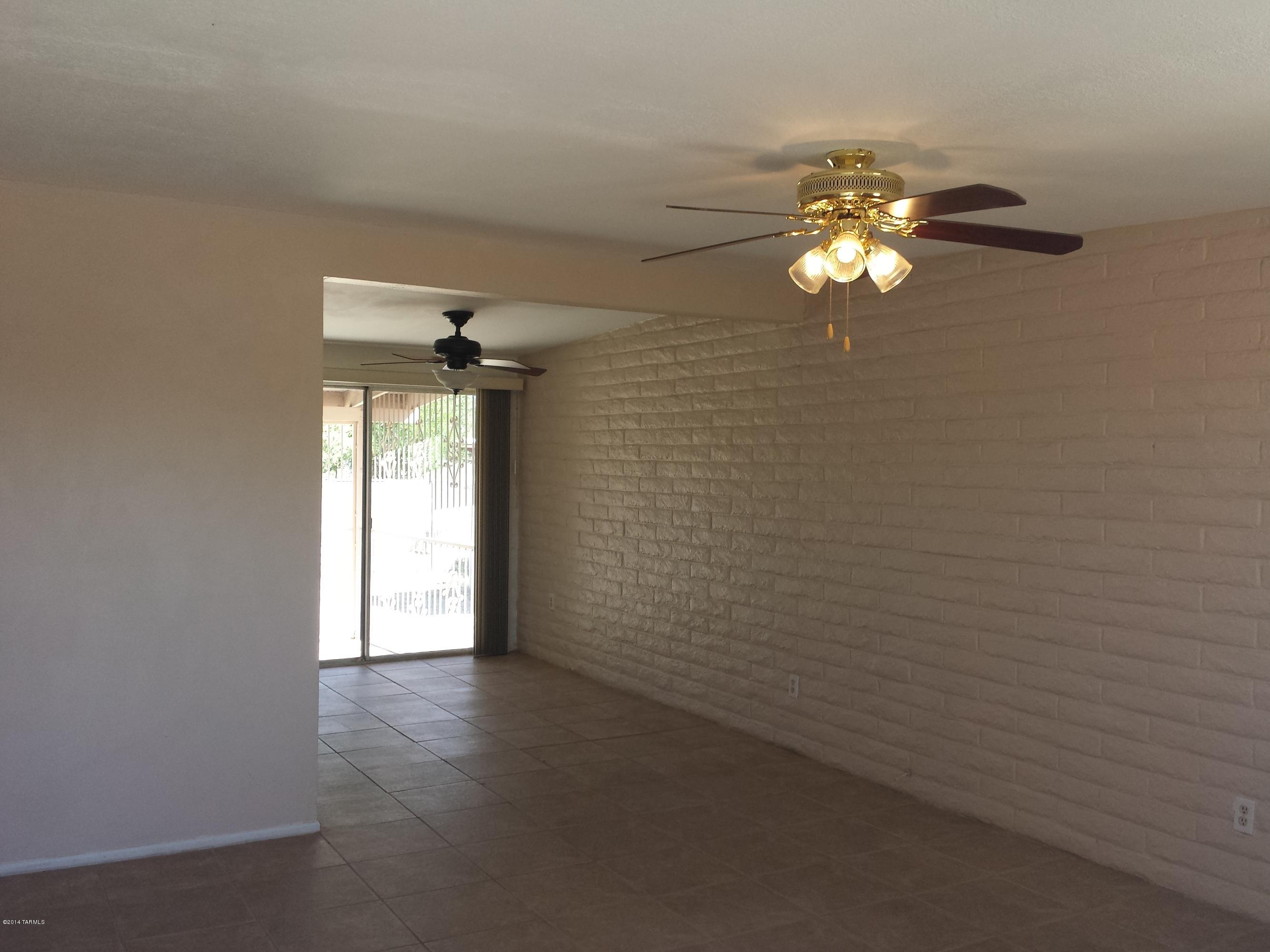 Carson Park (1-65) - Residential Lease