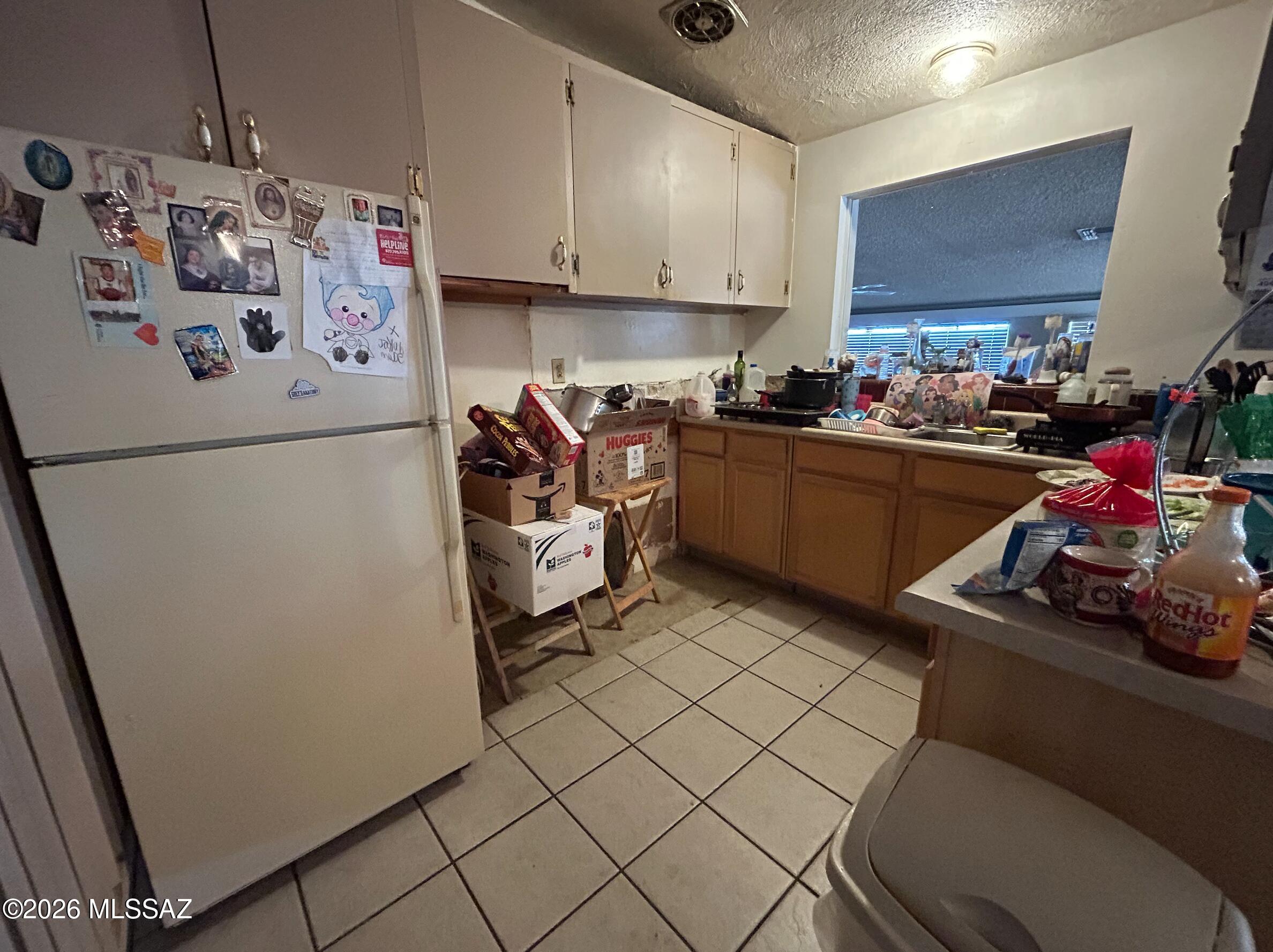 Mission Manor - Residential