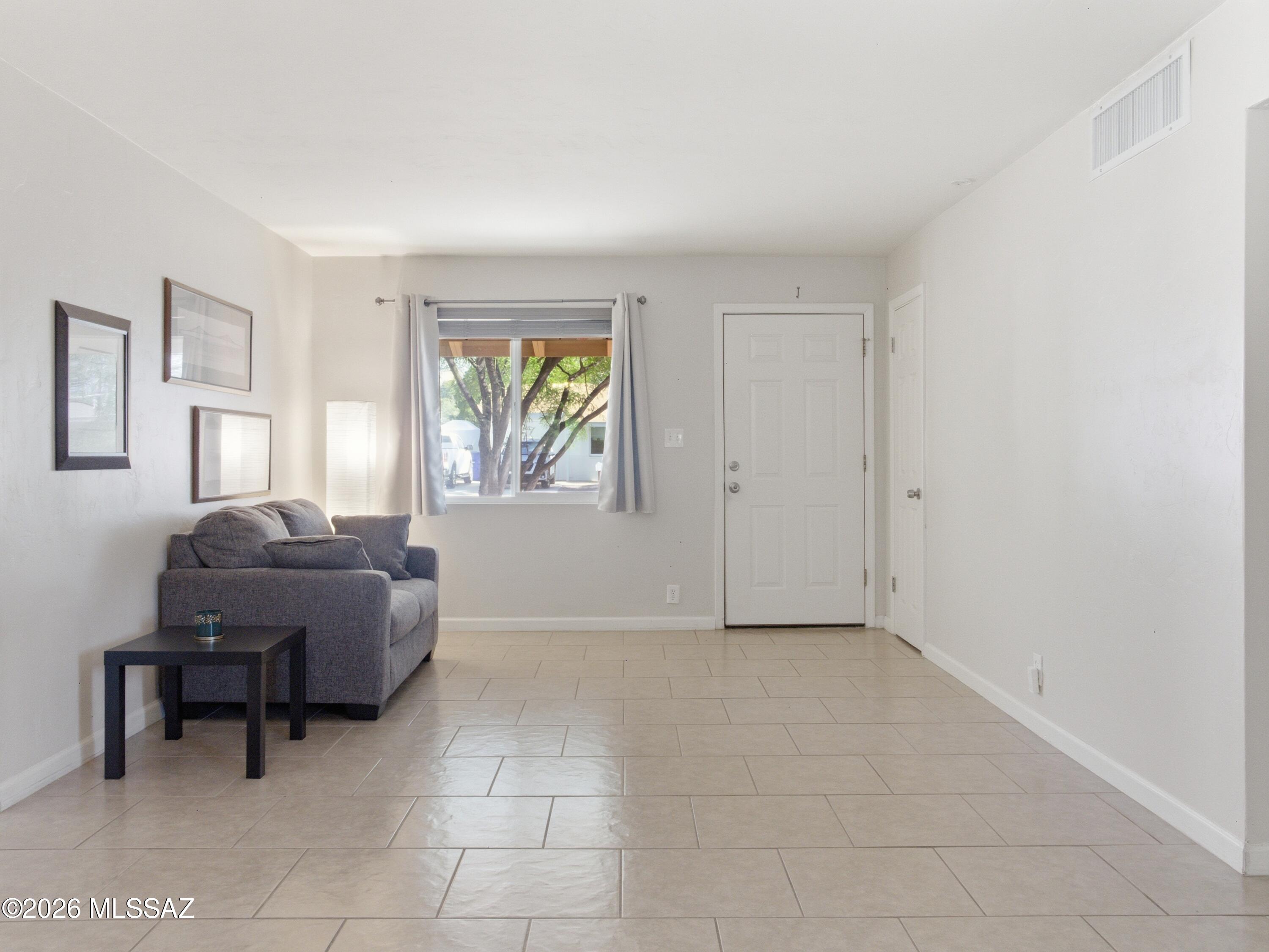 Del Monte Village - Residential