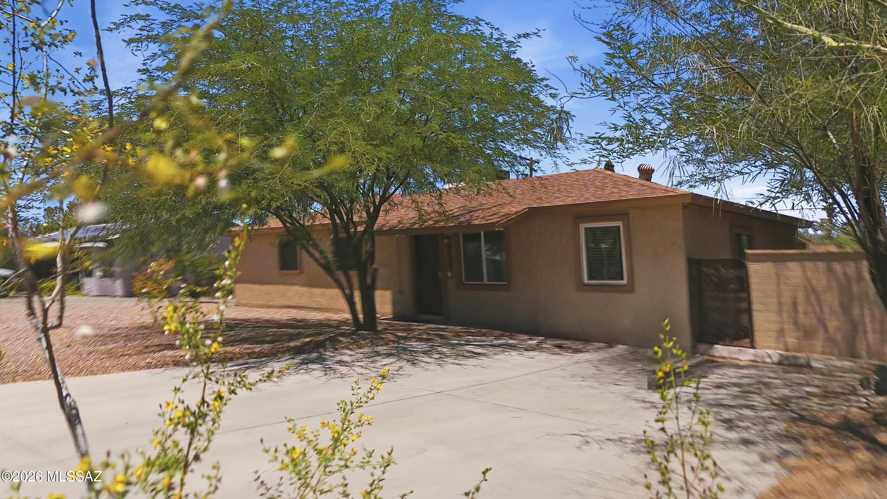 Del Monte Village - Residential