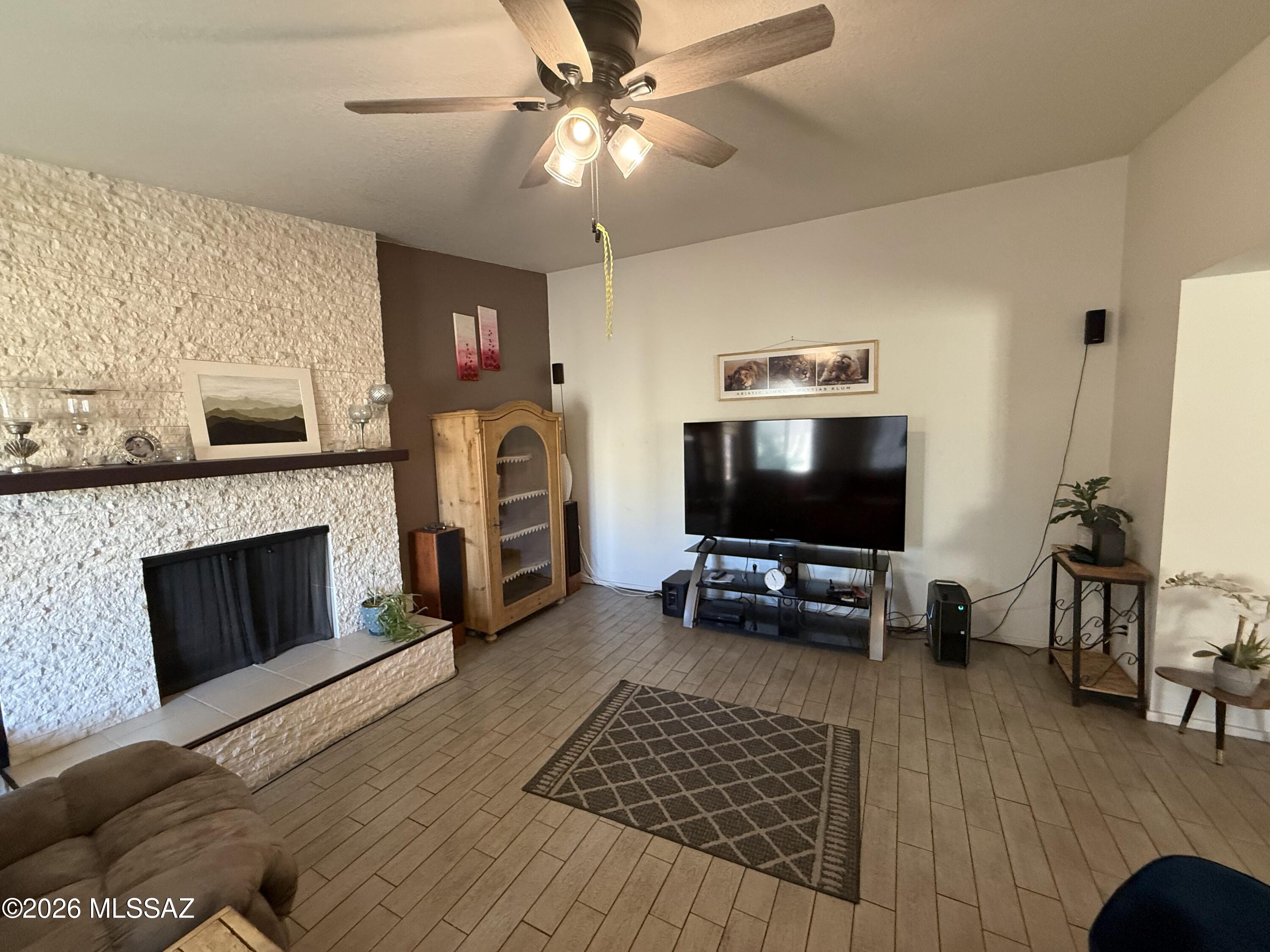 Pantano Townhomes II (1-92) - Residential