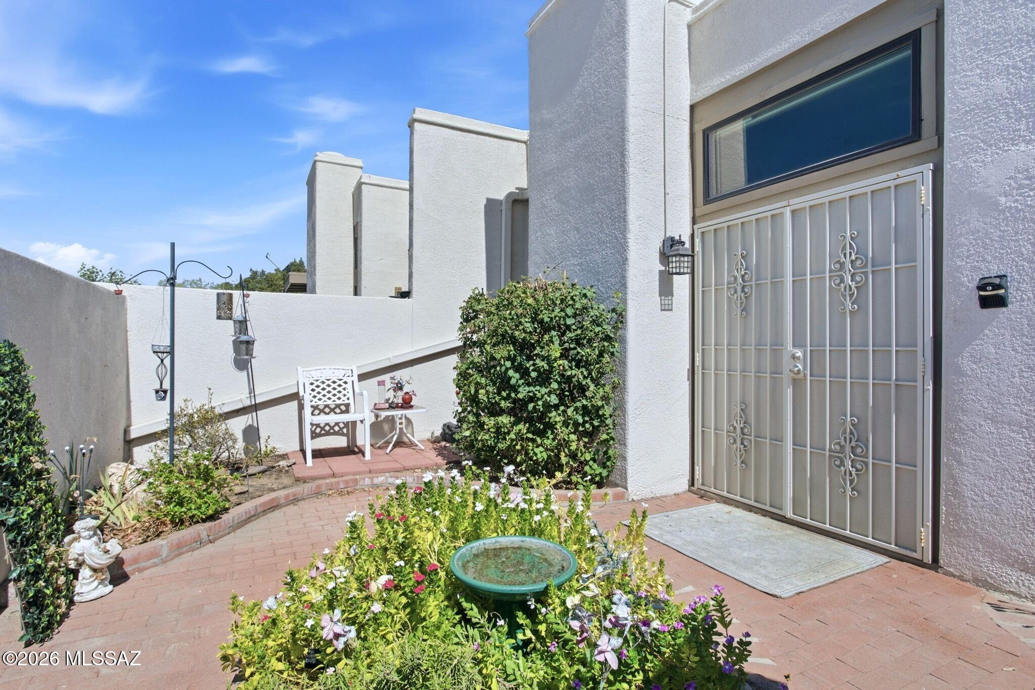 El Dorado Townhomes - Residential