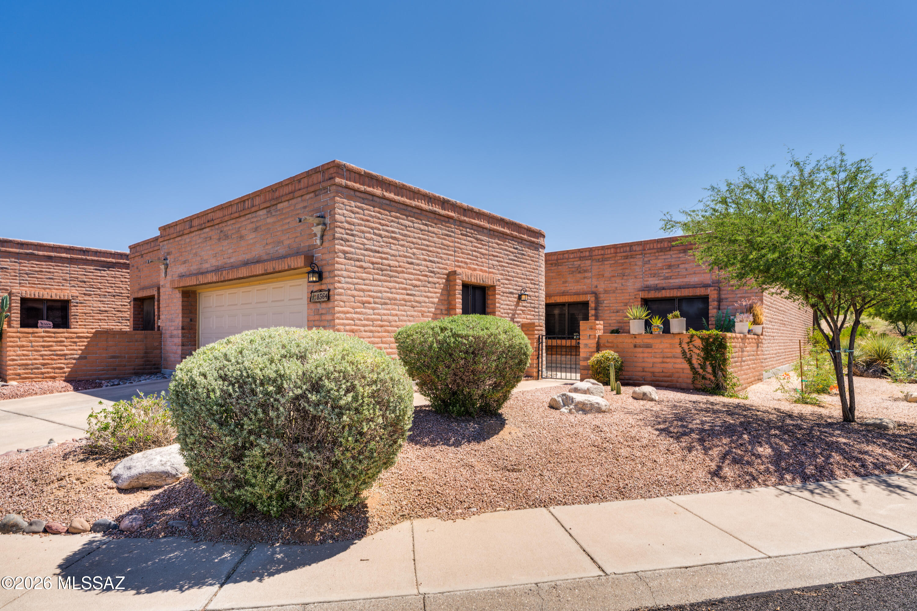 La Cholla Hills(314-353) - Residential